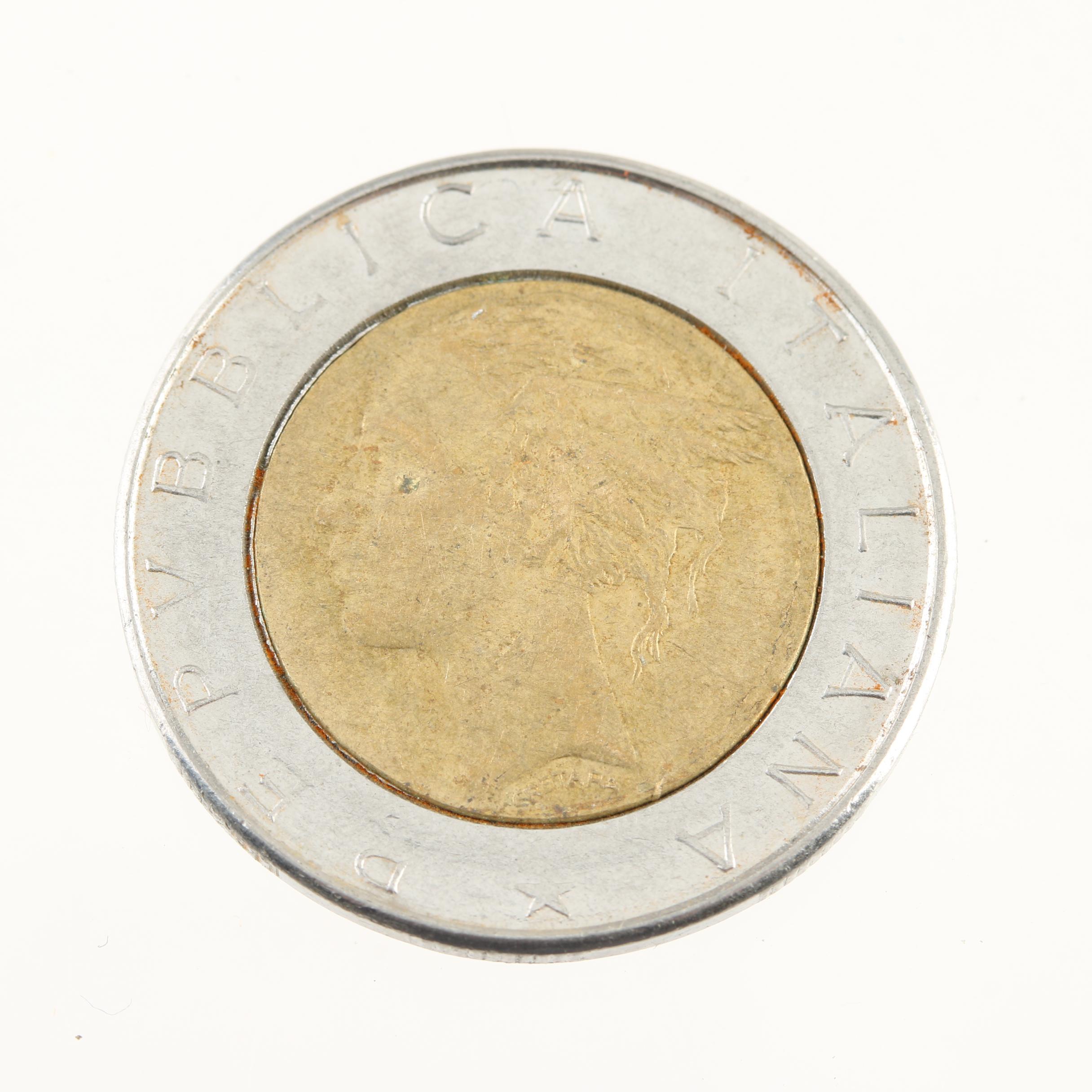 Group of Approximately 1100 Foreign Coins