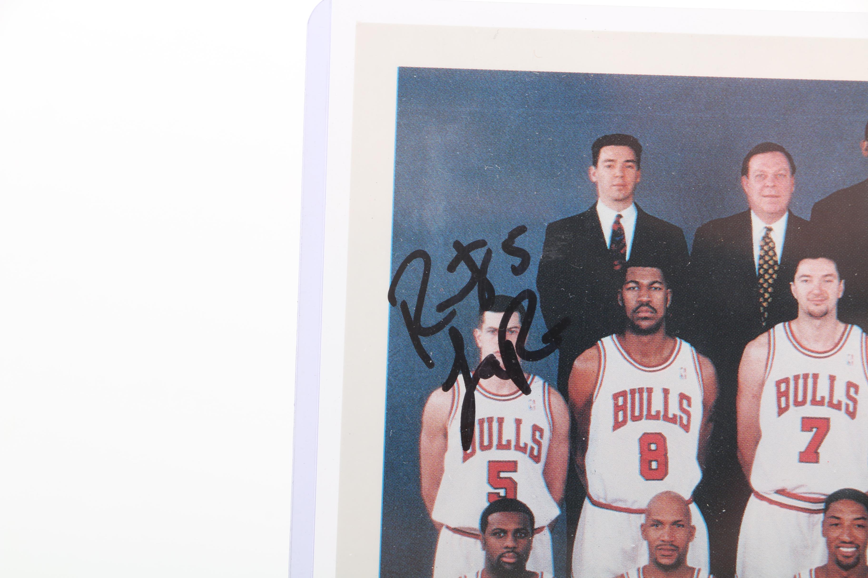 1997-1998 Chicago Bulls Autographed  Team Photo