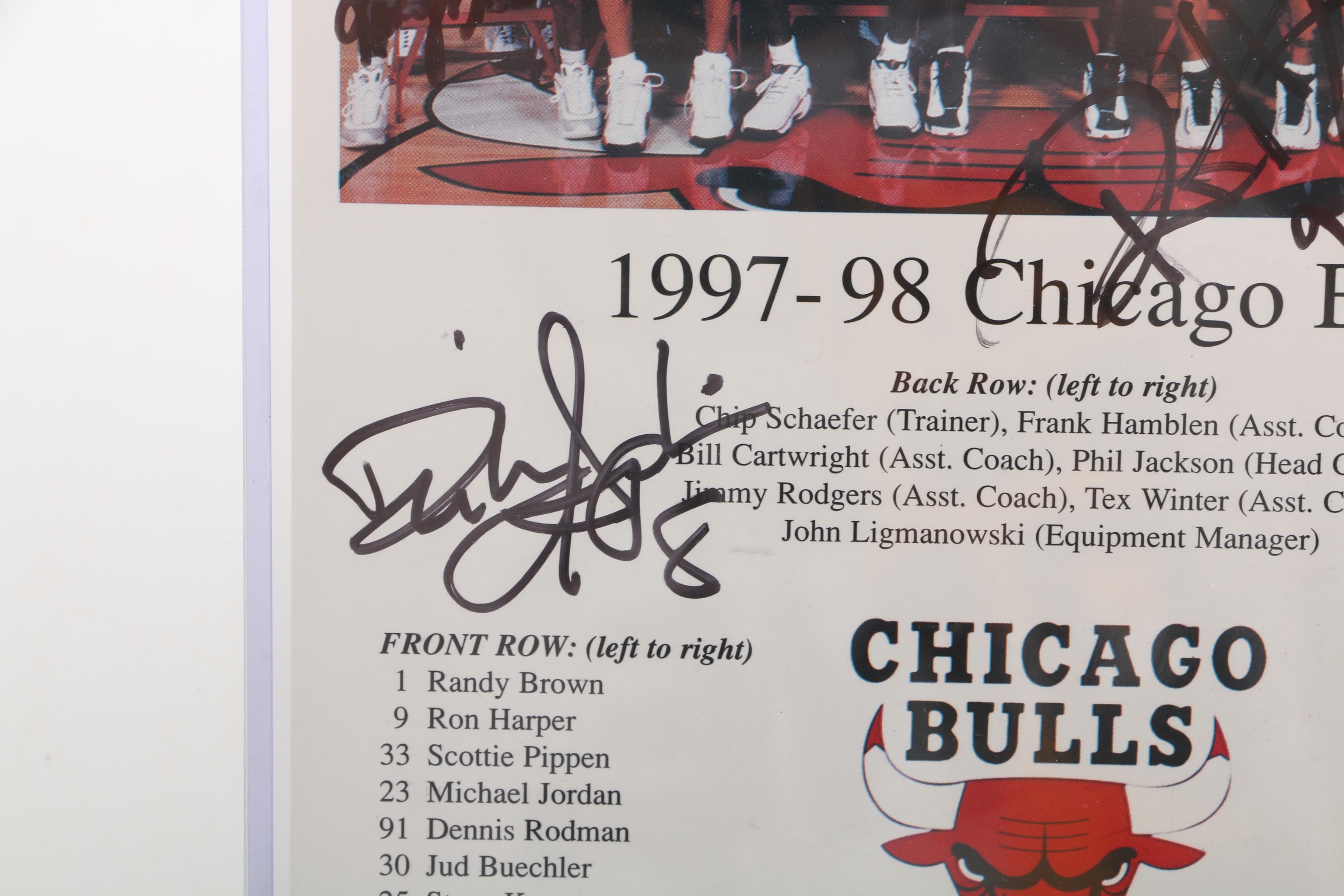 1997-1998 Chicago Bulls Autographed  Team Photo