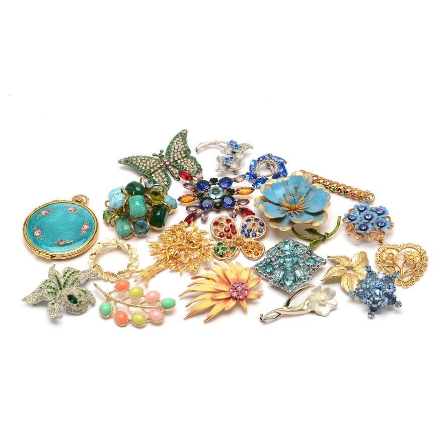 Selection of Gold and Silver Tone Brooches Including Coro with Enameled Compact