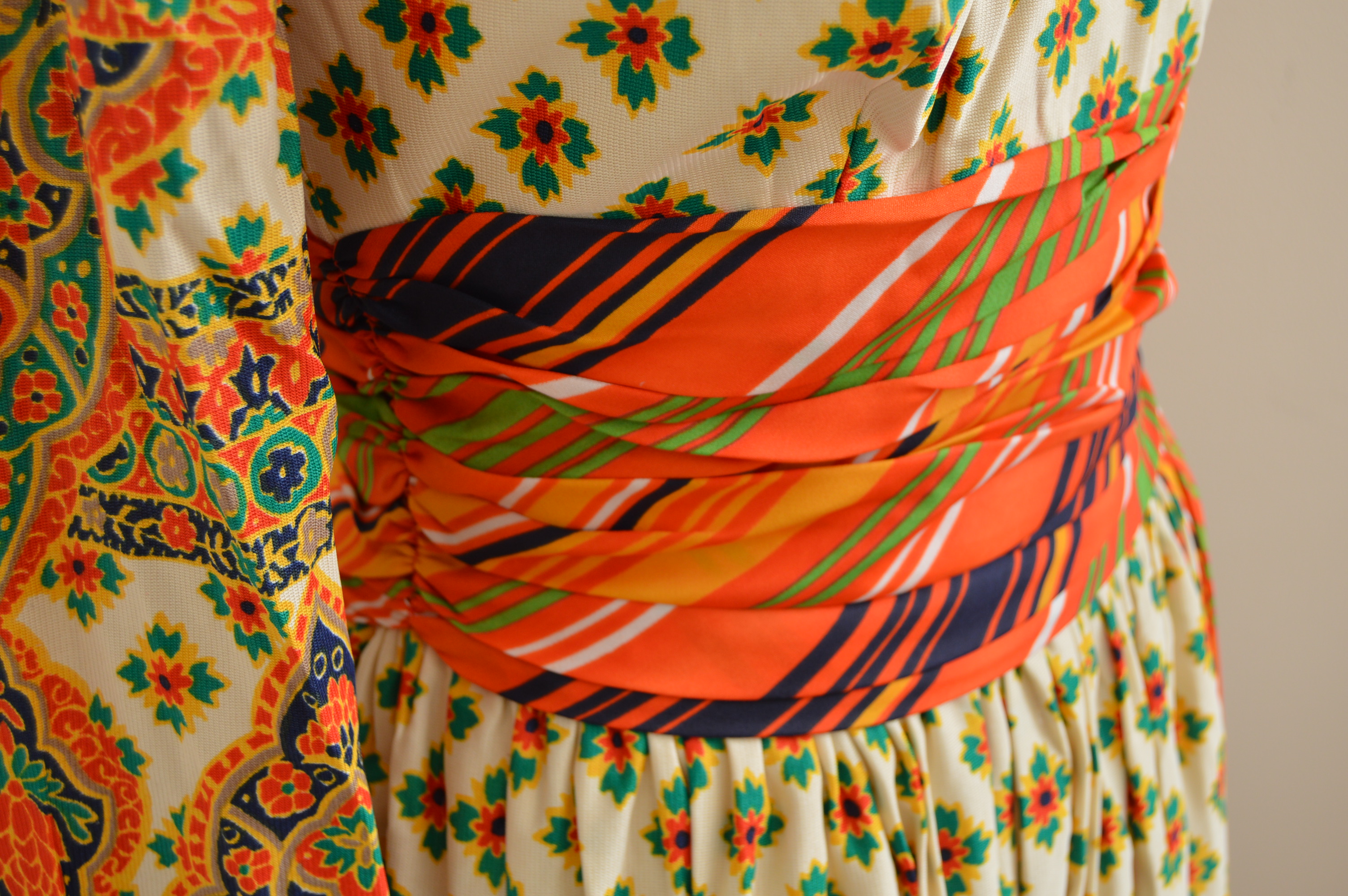 1970s Vintage Jay Morley for Fern Violette Maxi Dress with Matching Maxi Vest