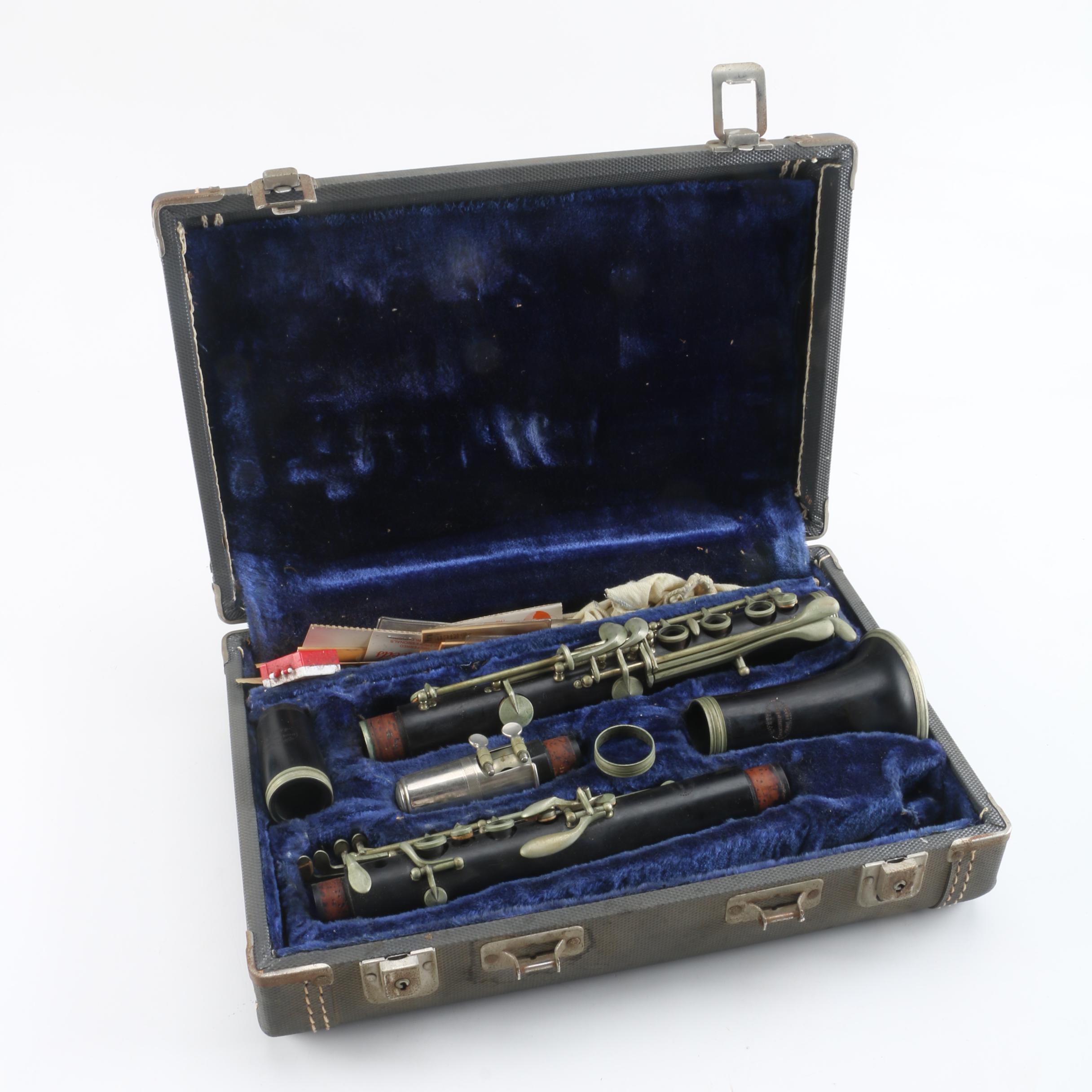 Evette Sponsored by Buffet Clarinet with Case