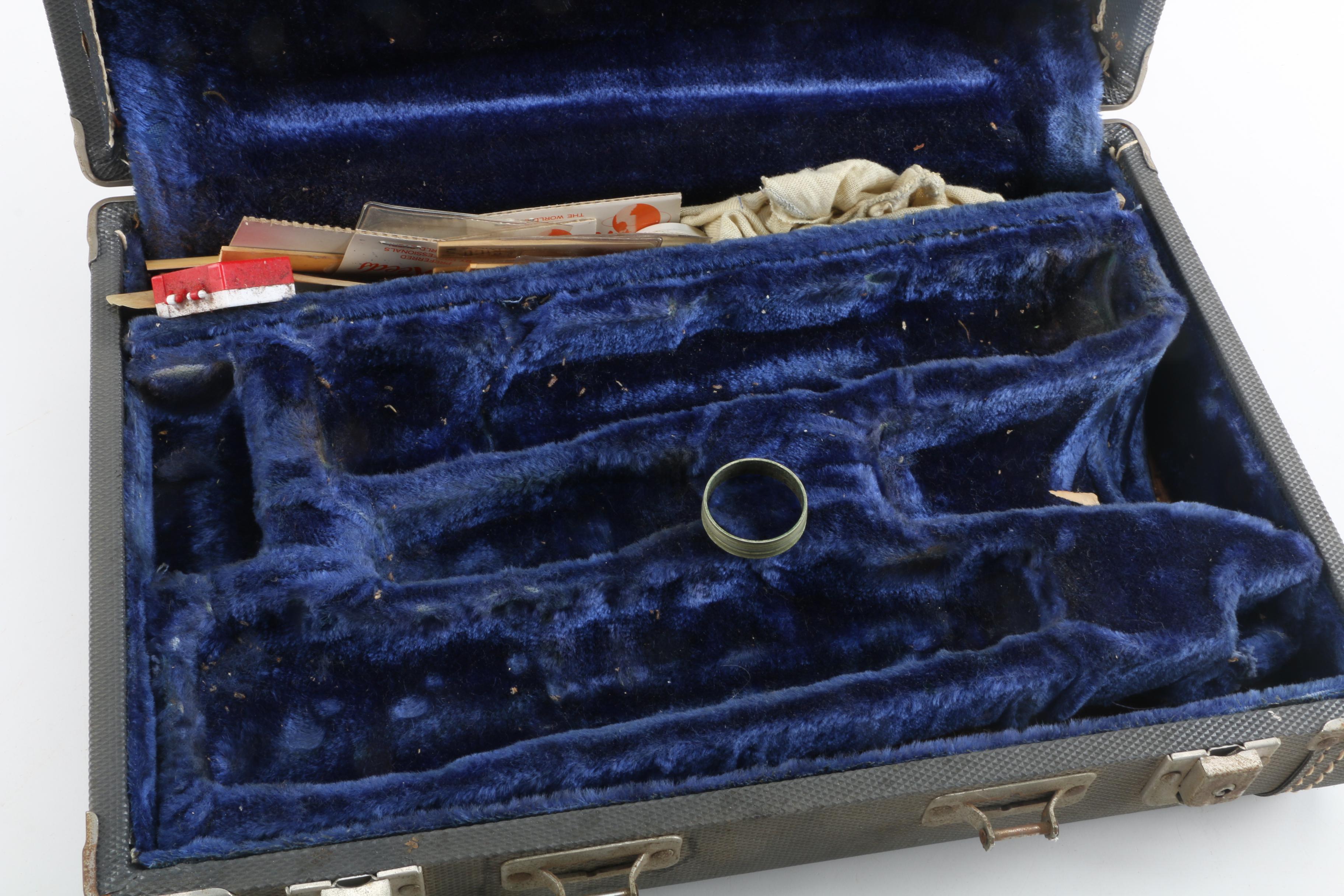 Evette Sponsored by Buffet Clarinet with Case