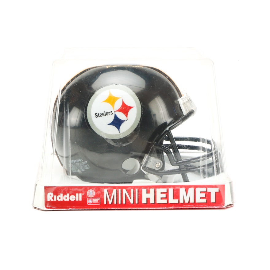 Rashard Mendenhall Signed Steelers Helmet  COA