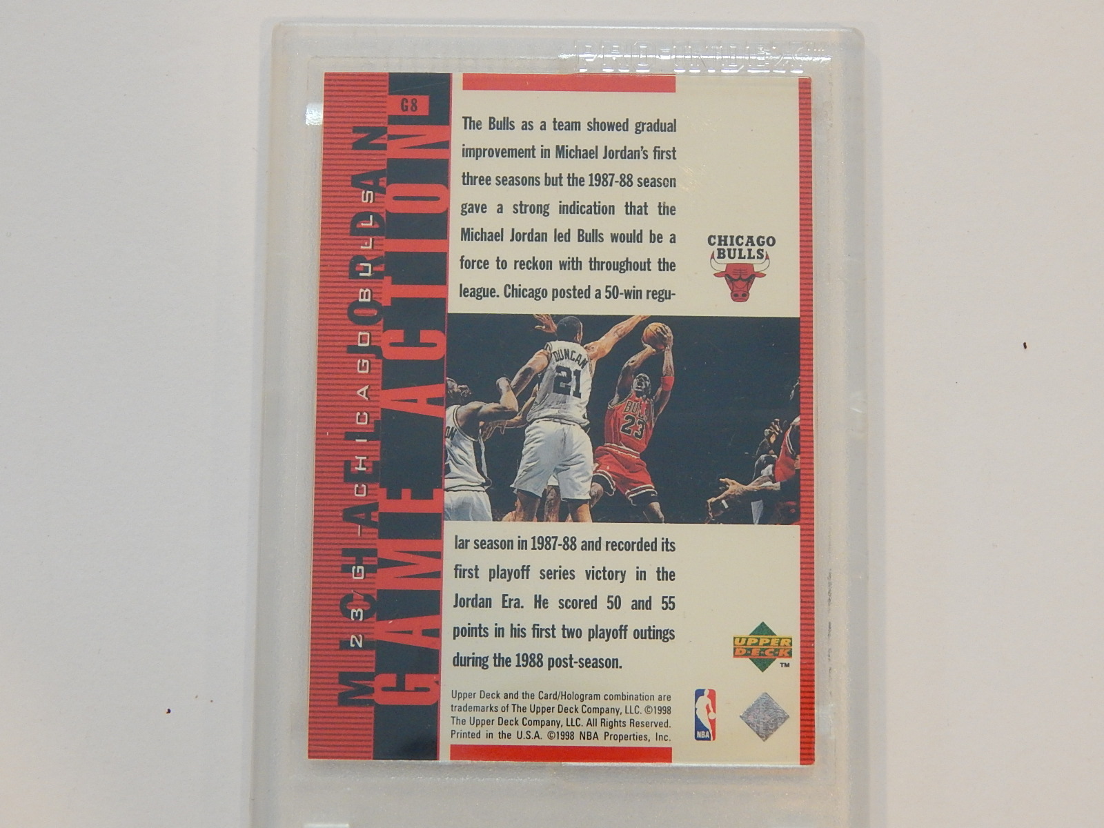 Michael Jordan 23G Upper Deck Serial Numbered 0820/2300 Basketball Card