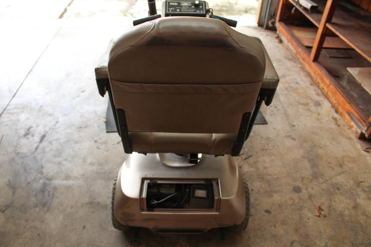 Pride "Legend" Mobility Scooter with Aluminum Trailer