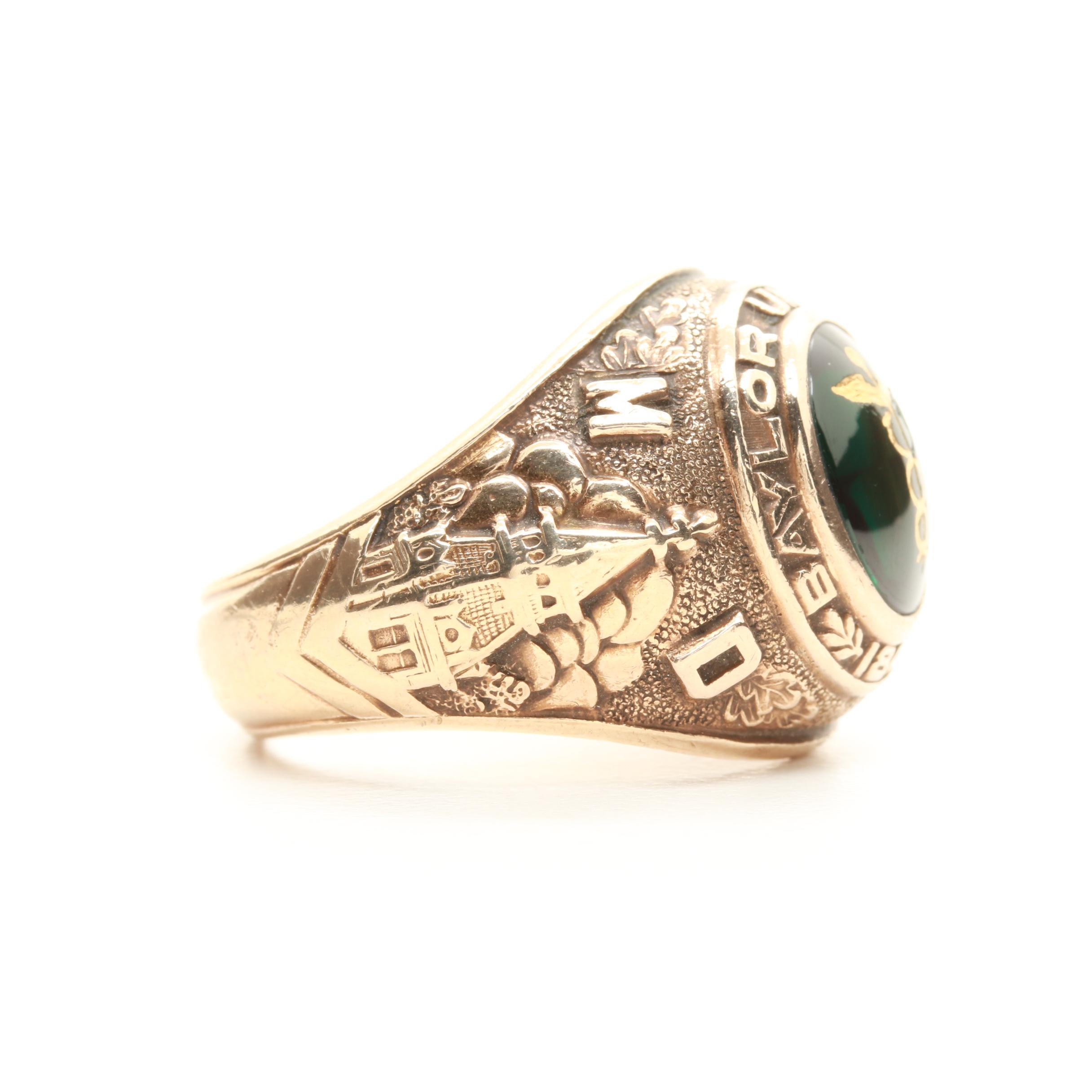 Vintage 1960 10K Yellow Gold Synthetic Spinel Baylor Medical School Class Ring