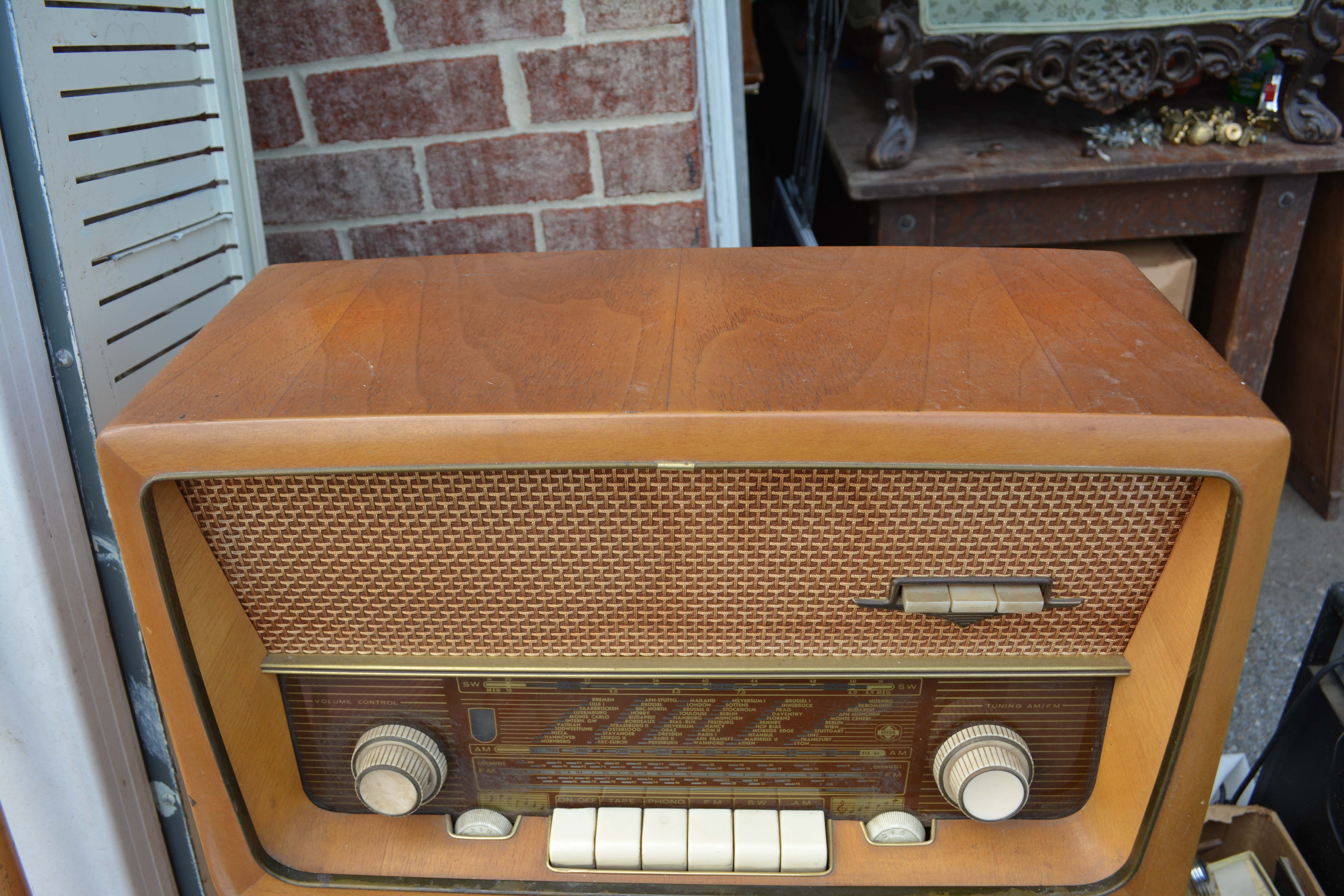 C. 1950s West German EMUD Rekord Senior 60 AM/FM and Shortwave Radio