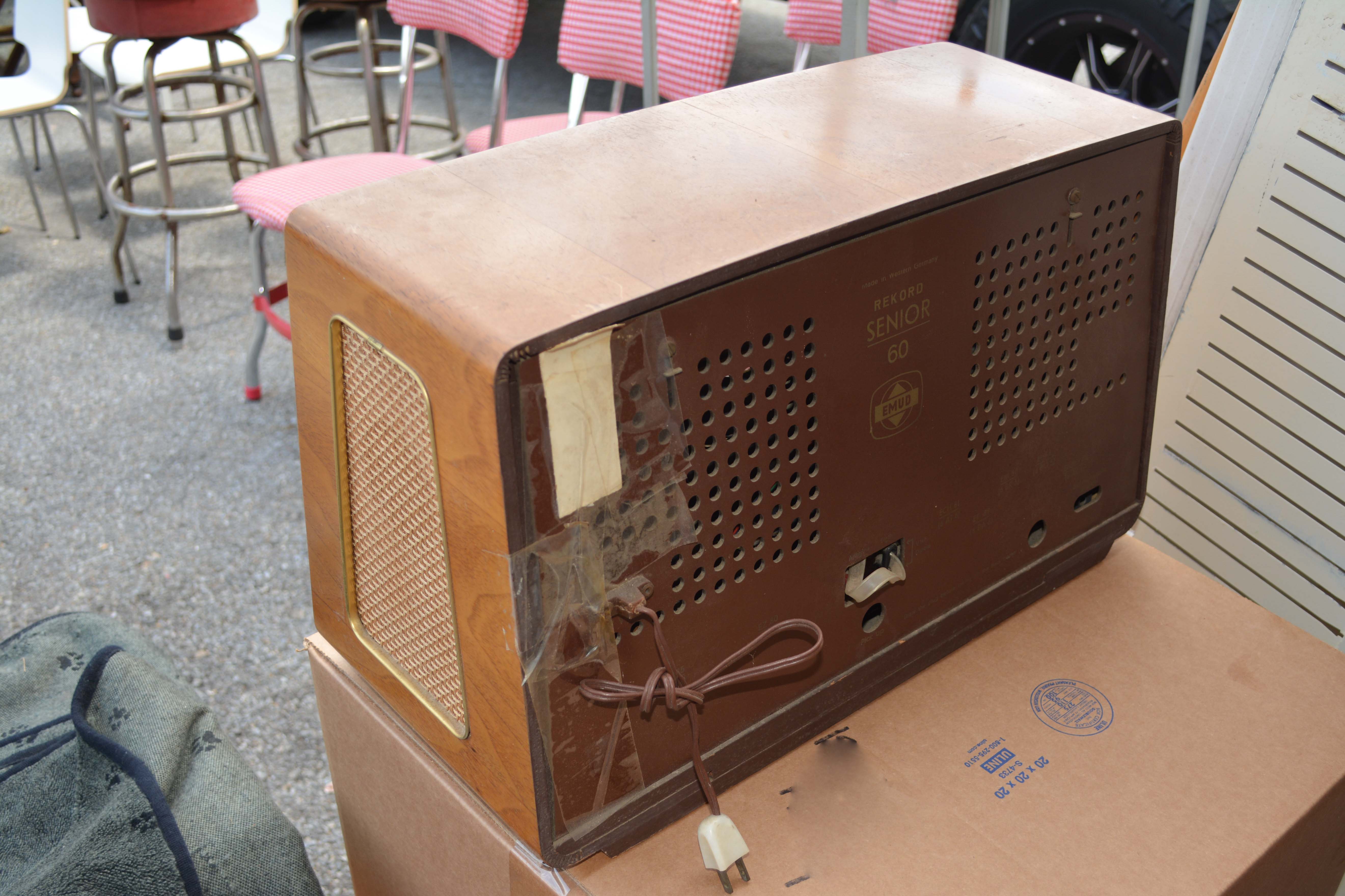 C. 1950s West German EMUD Rekord Senior 60 AM/FM and Shortwave Radio