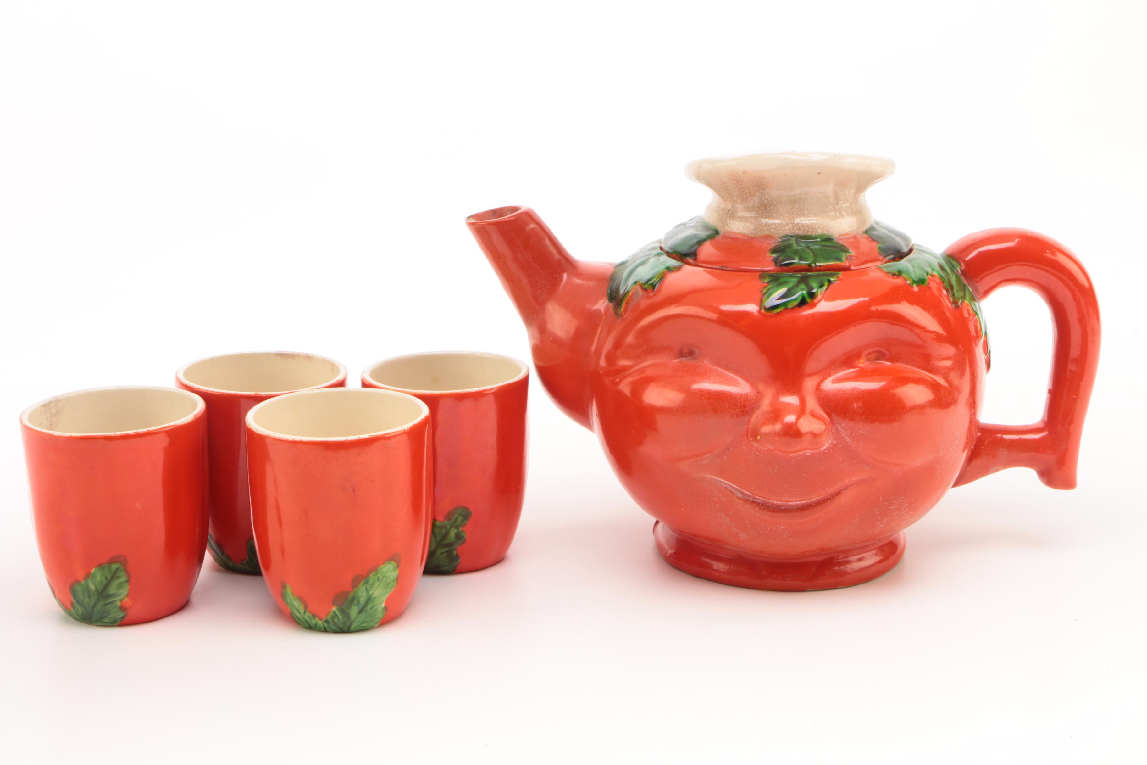 1920's Moriyama Pottery Tomato Themed Tea Set and Shakers
