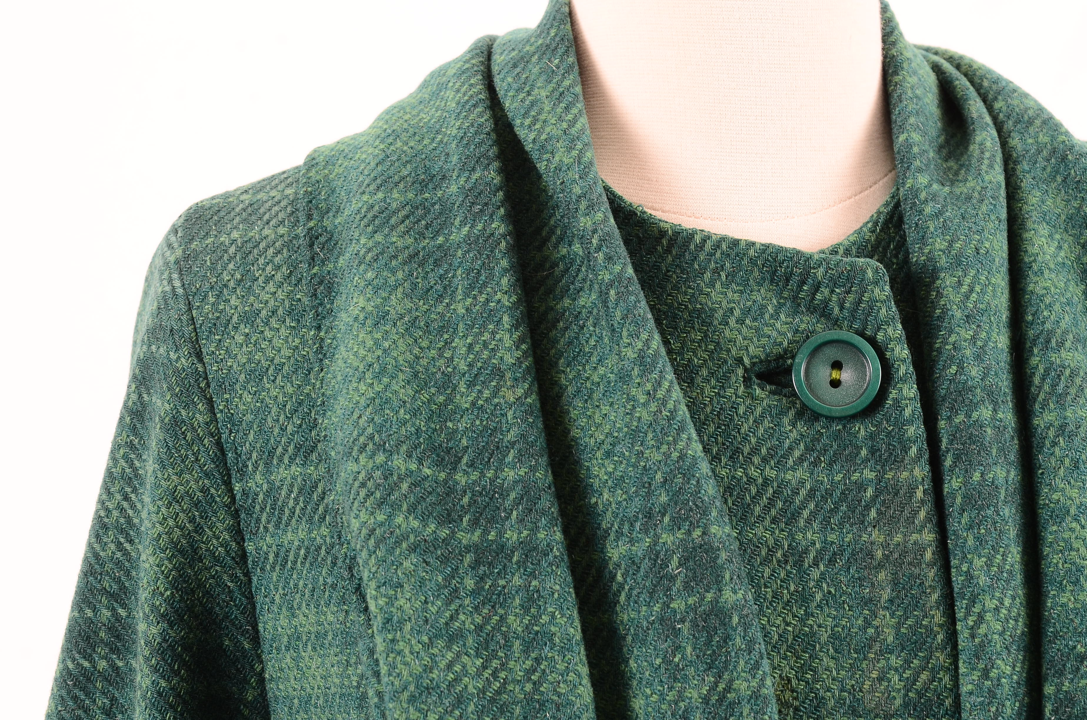 1960s Vintage Green Plaid Wool Coat