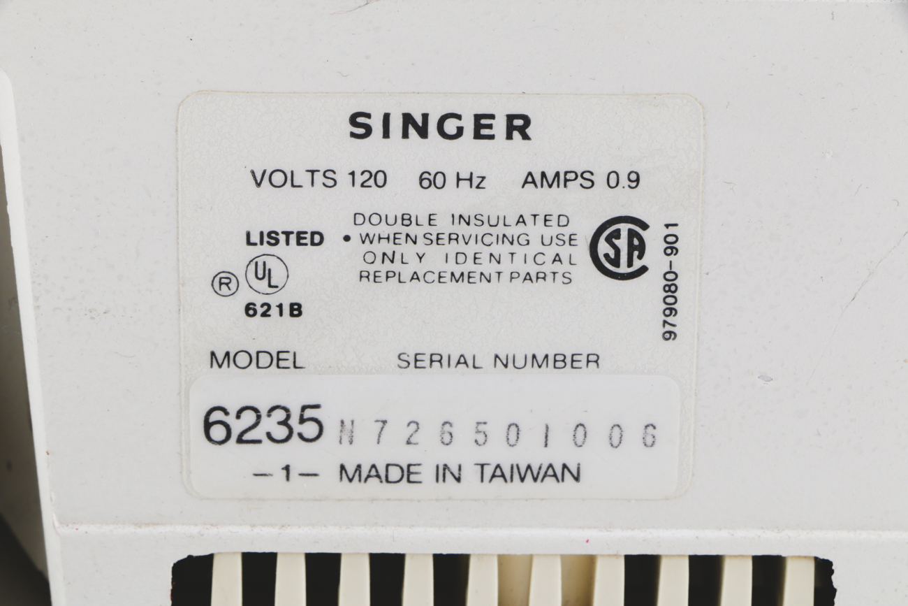 Singer Model 6235 Portable Sewing Machine