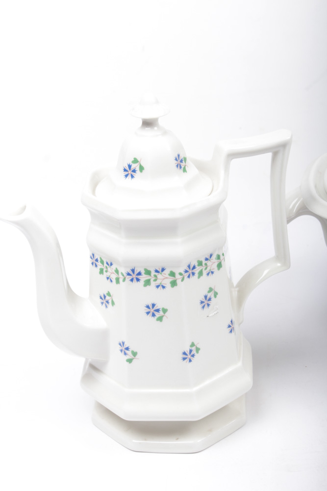 Henry Ford Museum Collection by Iroquois "Periwinkle" Serveware