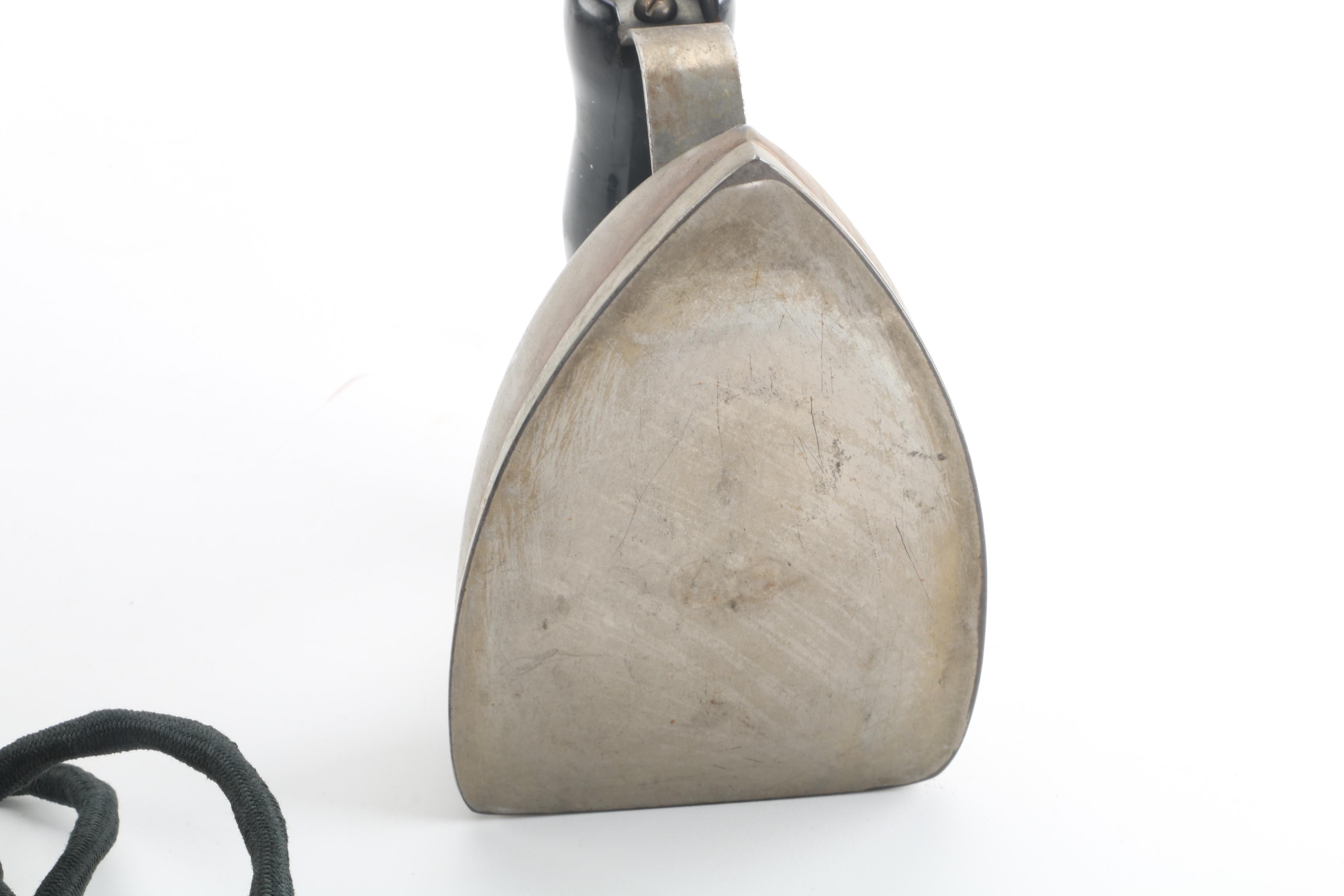 Vintage Clothing Irons Including Westinghouse