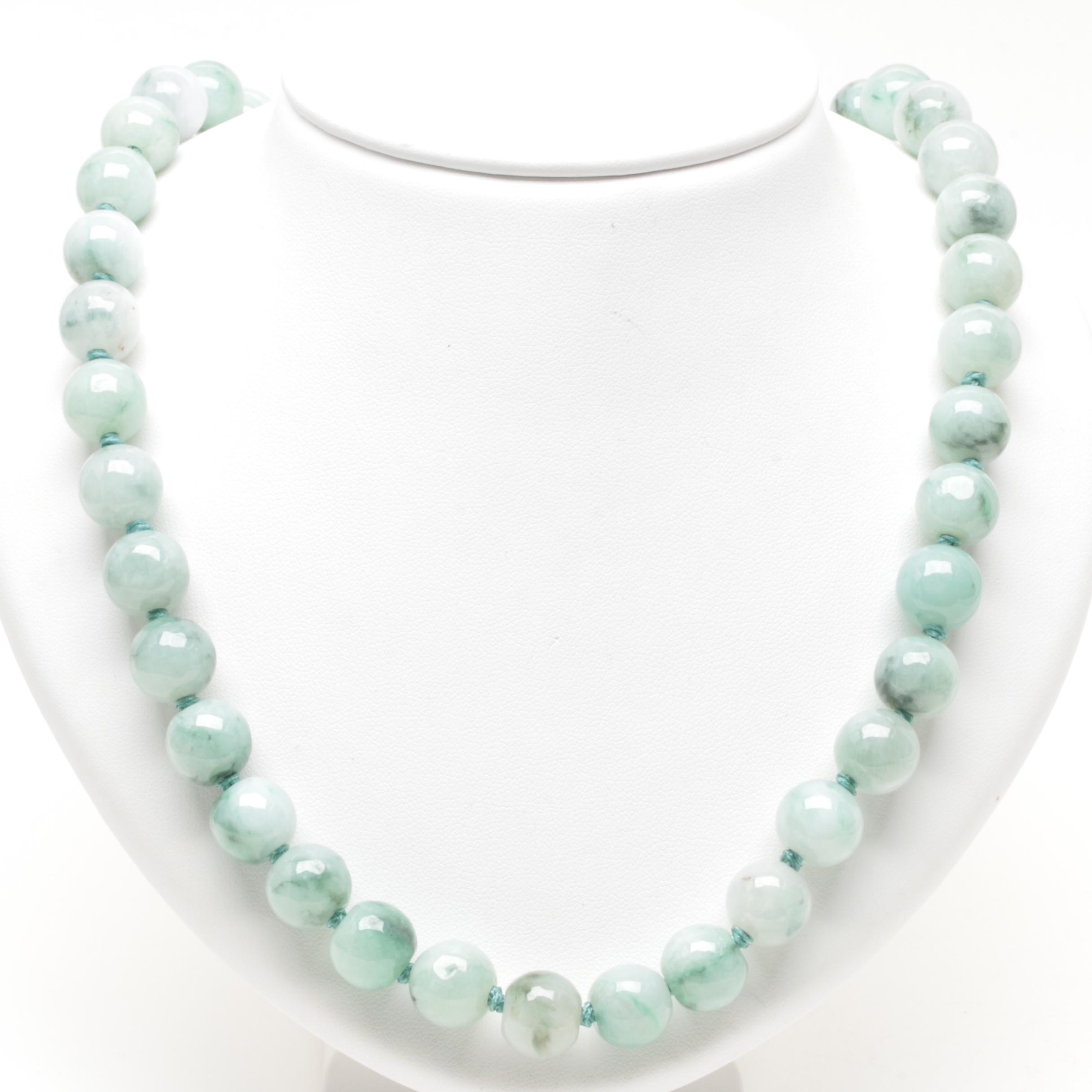 14K Yellow Gold Jadeite Strand Necklace
