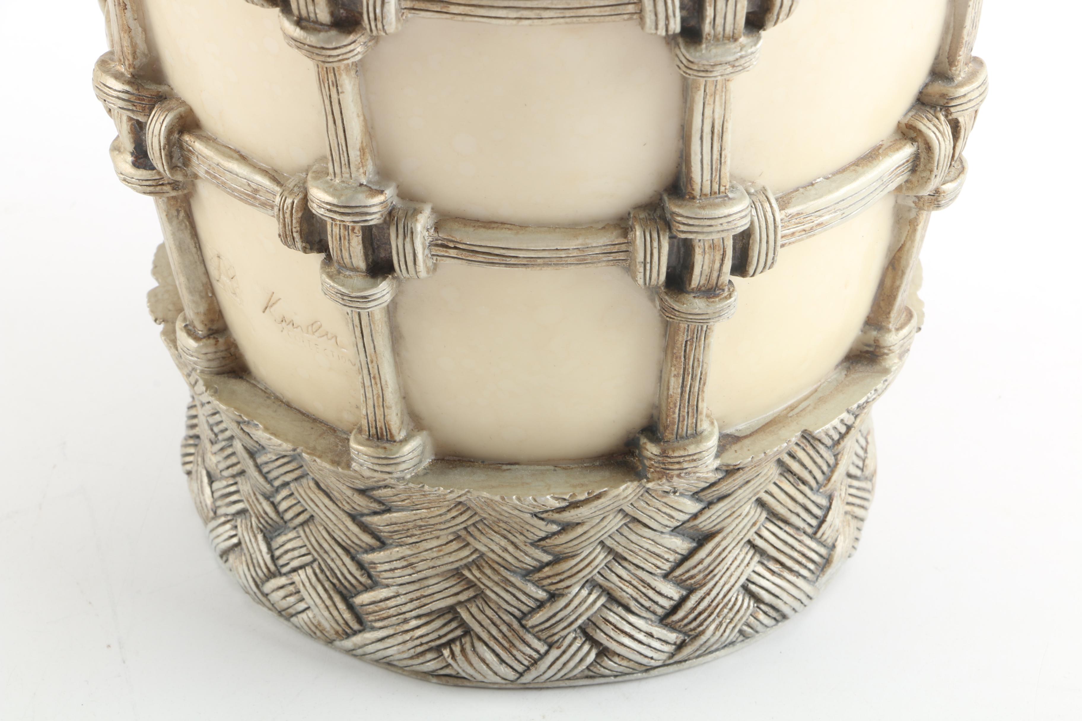 "Kinder Collection" Resin Vase with Lattice Design