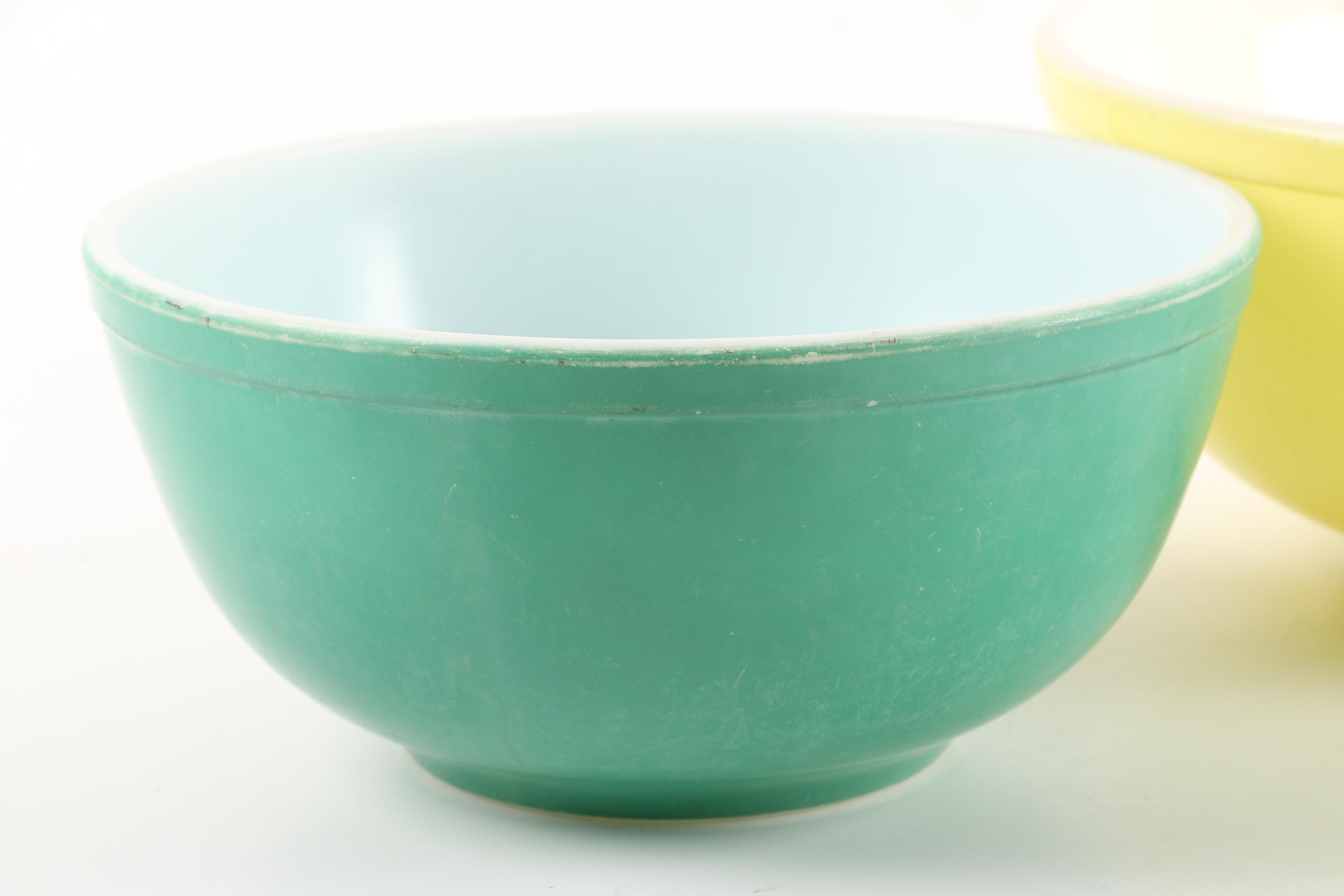 Vintage Pyrex "Primary Colors" Nesting Bowls