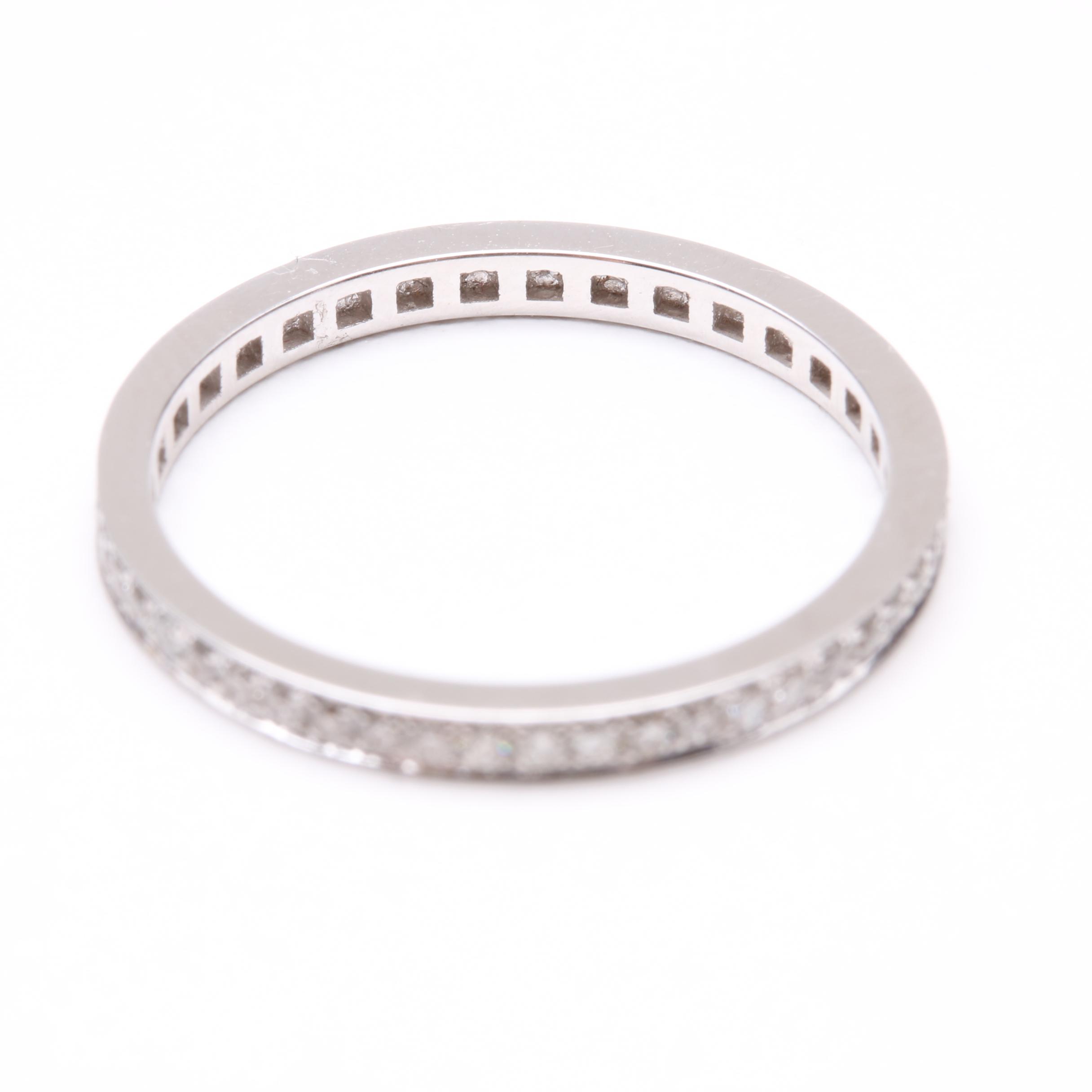 18K White Gold Diamond Eternity Ring