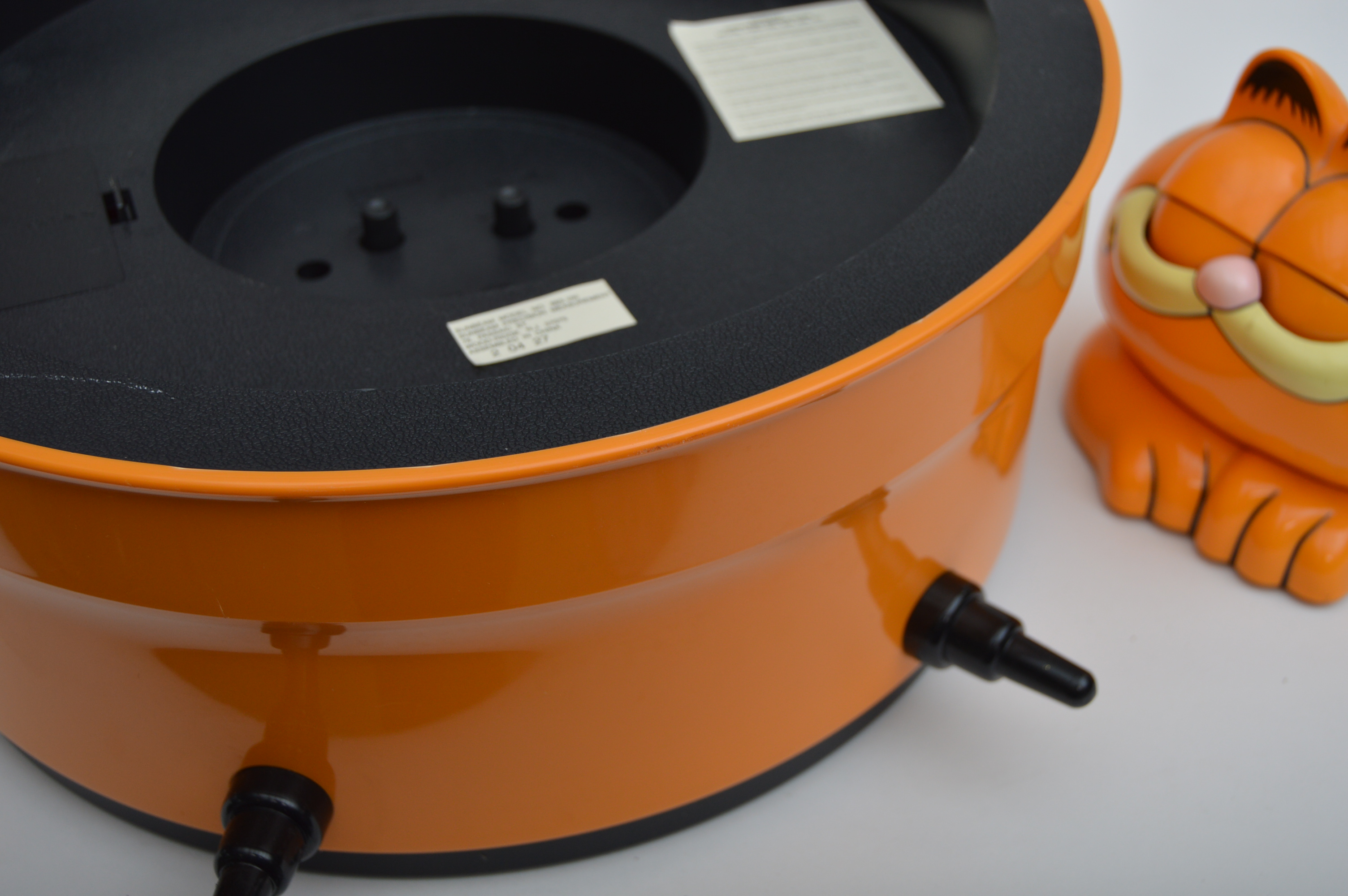 Vintage Garfield Alarm Clock and Telephone