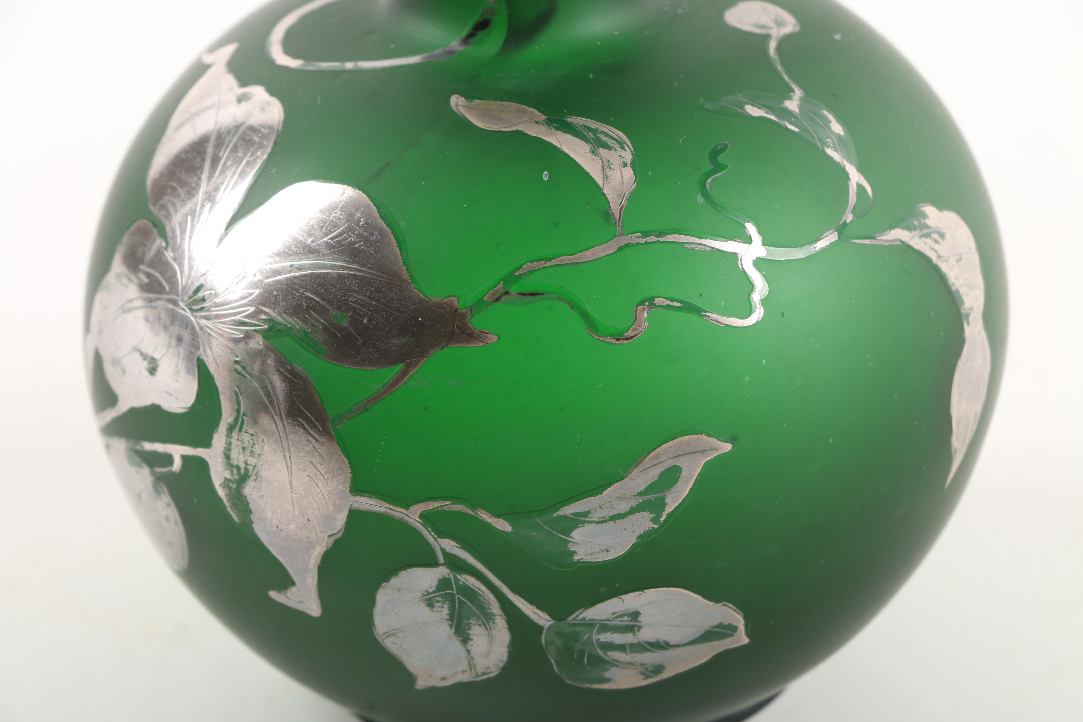 Vintage Silver Frosted Emerald Glass Dresser Bottle