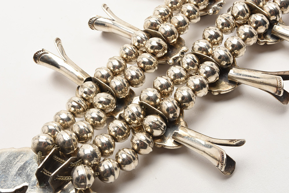 Fred Thompson Navajo Diné Sterling Silver Fire Agate Squash Blossom Necklace