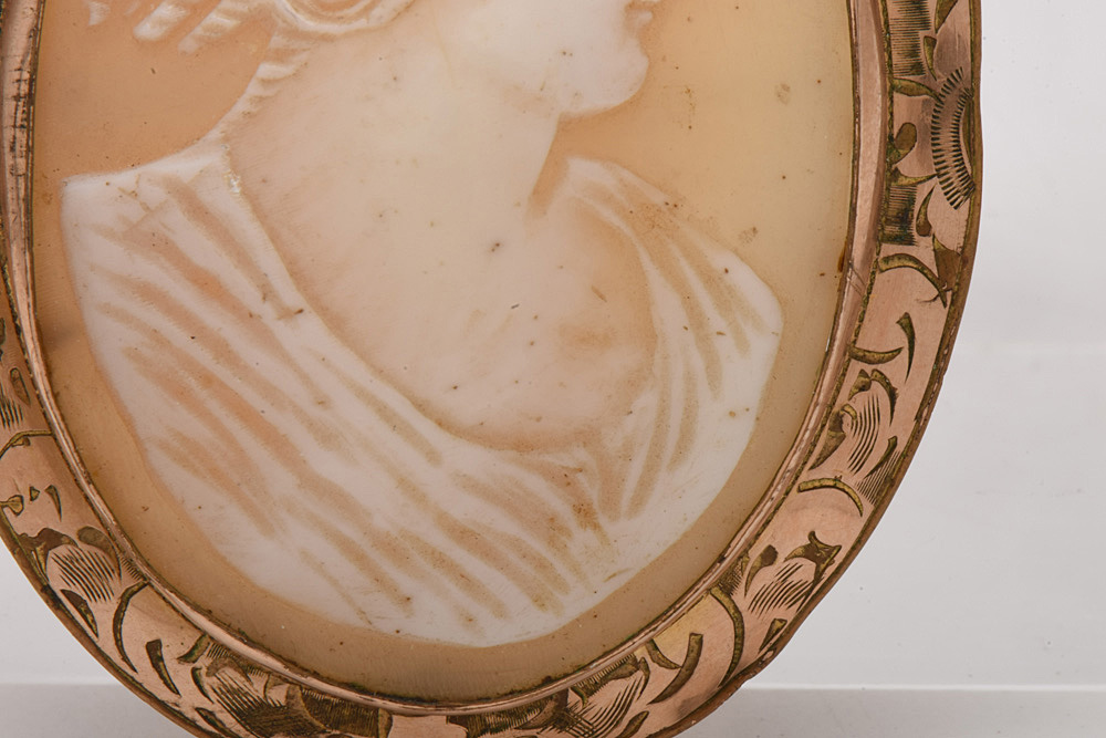 Early 20th Century Gold-Filled Goddess Diana Carved Helmet Shell Cameo