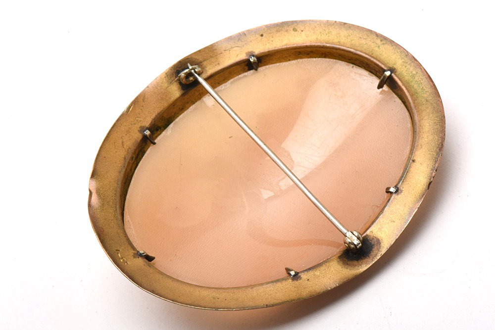 Early 20th Century Gold-Filled Goddess Diana Carved Helmet Shell Cameo