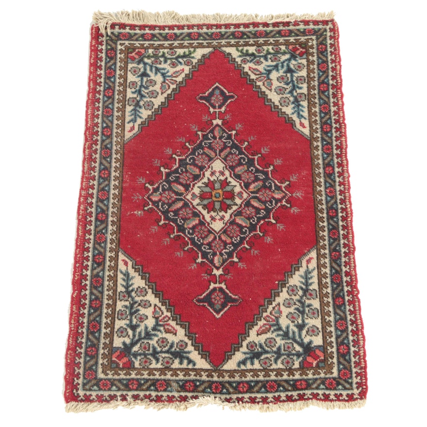 Hand-Knotted Persian-Style Wool Accent Rug