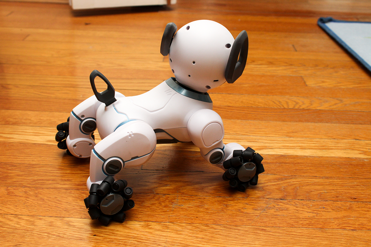 BB-8 Star Wars App-Enabled Droid and Wowee Chip Robot Dog