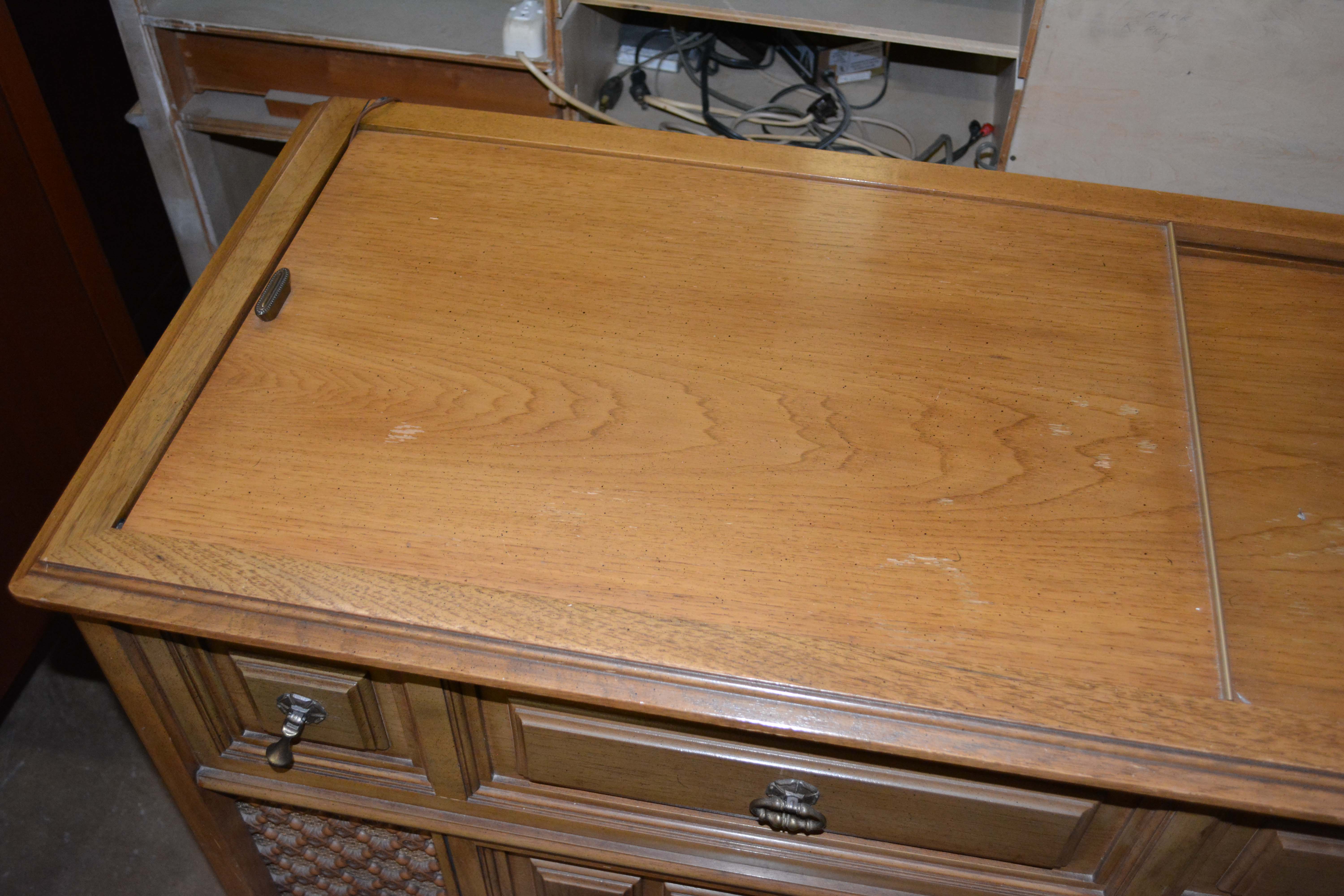 Vintage Mid-Century Magnavox Stereo Console