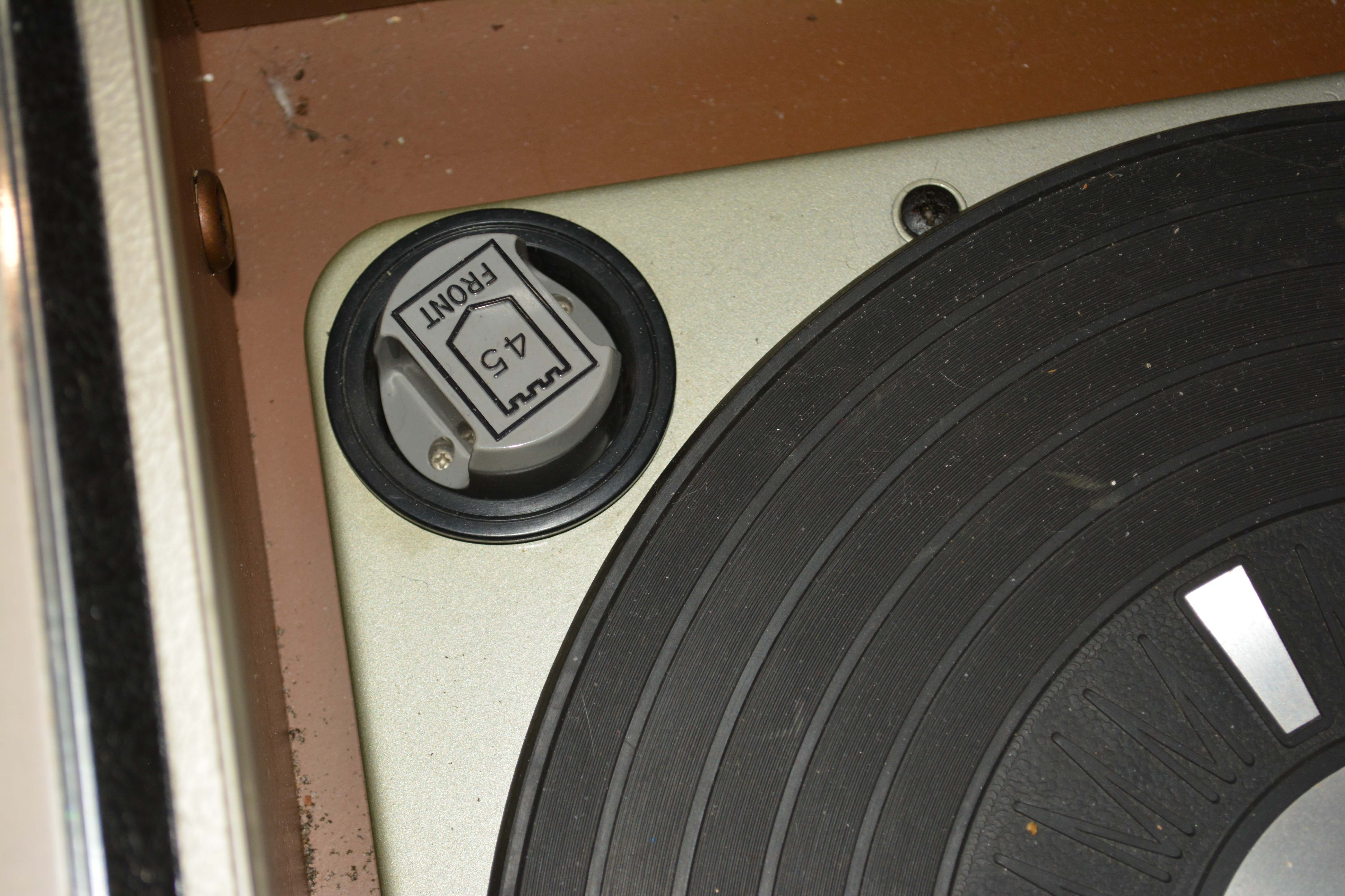 Vintage Mid-Century Magnavox Stereo Console