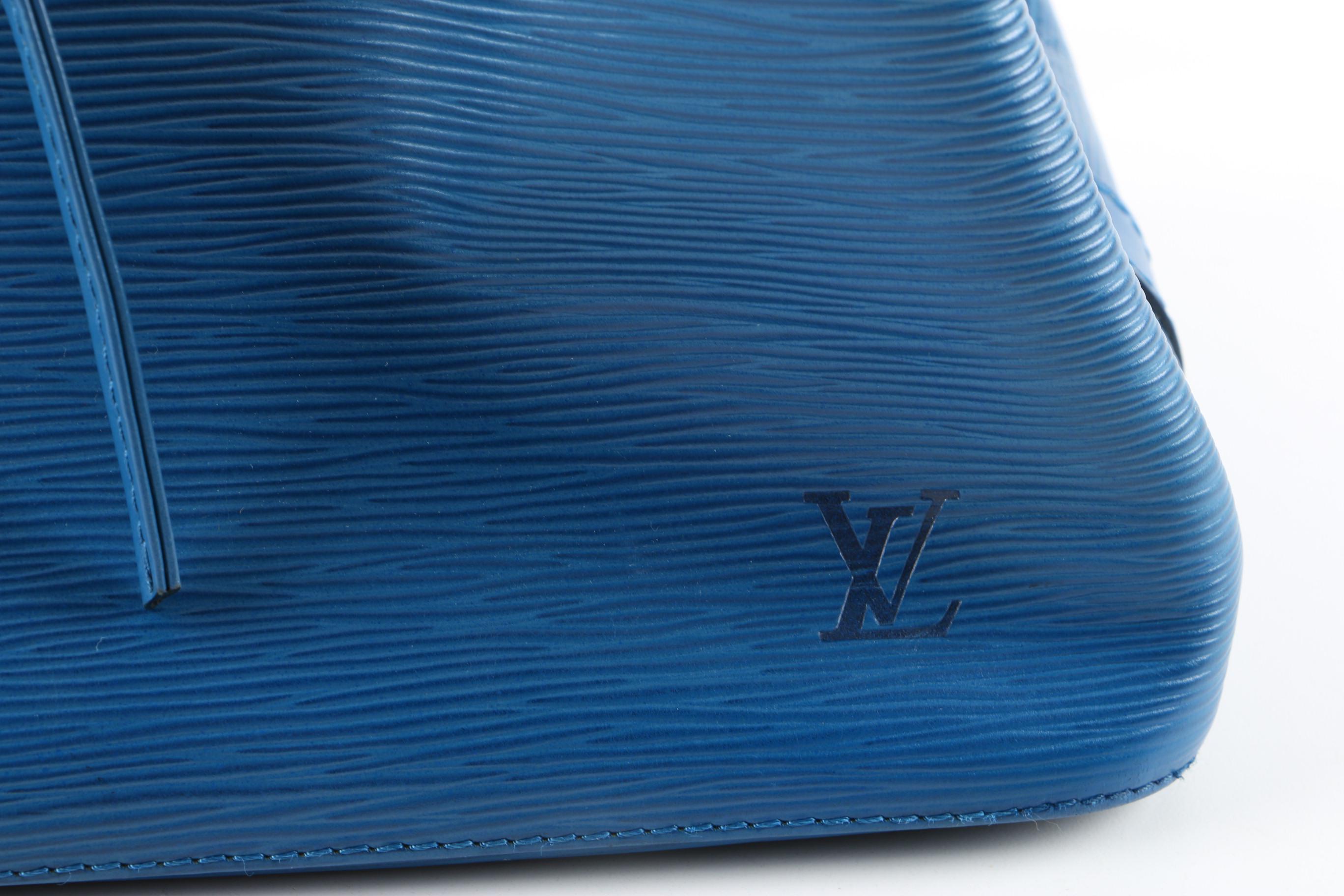 Louis Vuitton of Paris Epi Leather Petit Noe Bucket Bag in Toledo Blue