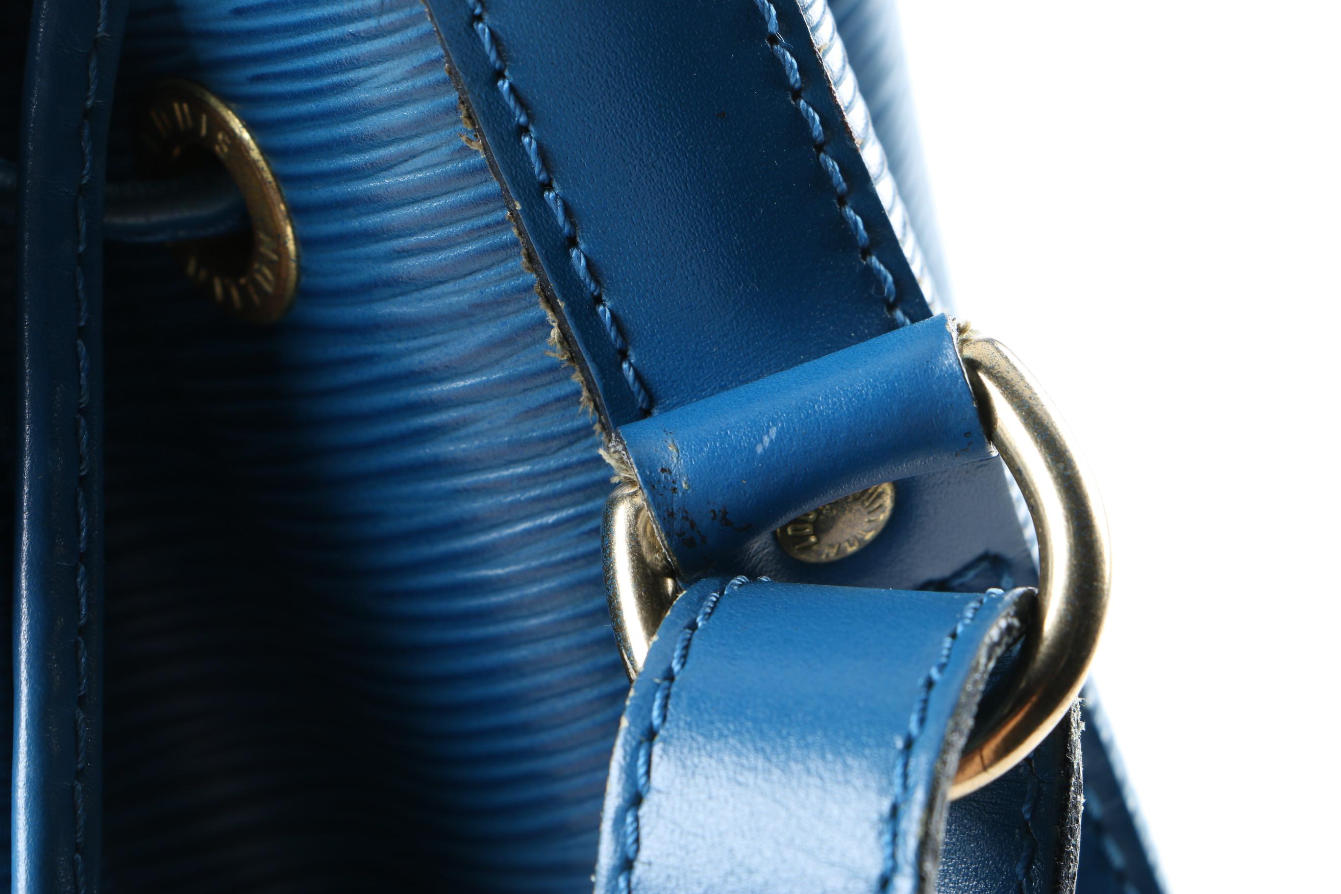 Louis Vuitton of Paris Epi Leather Petit Noe Bucket Bag in Toledo Blue