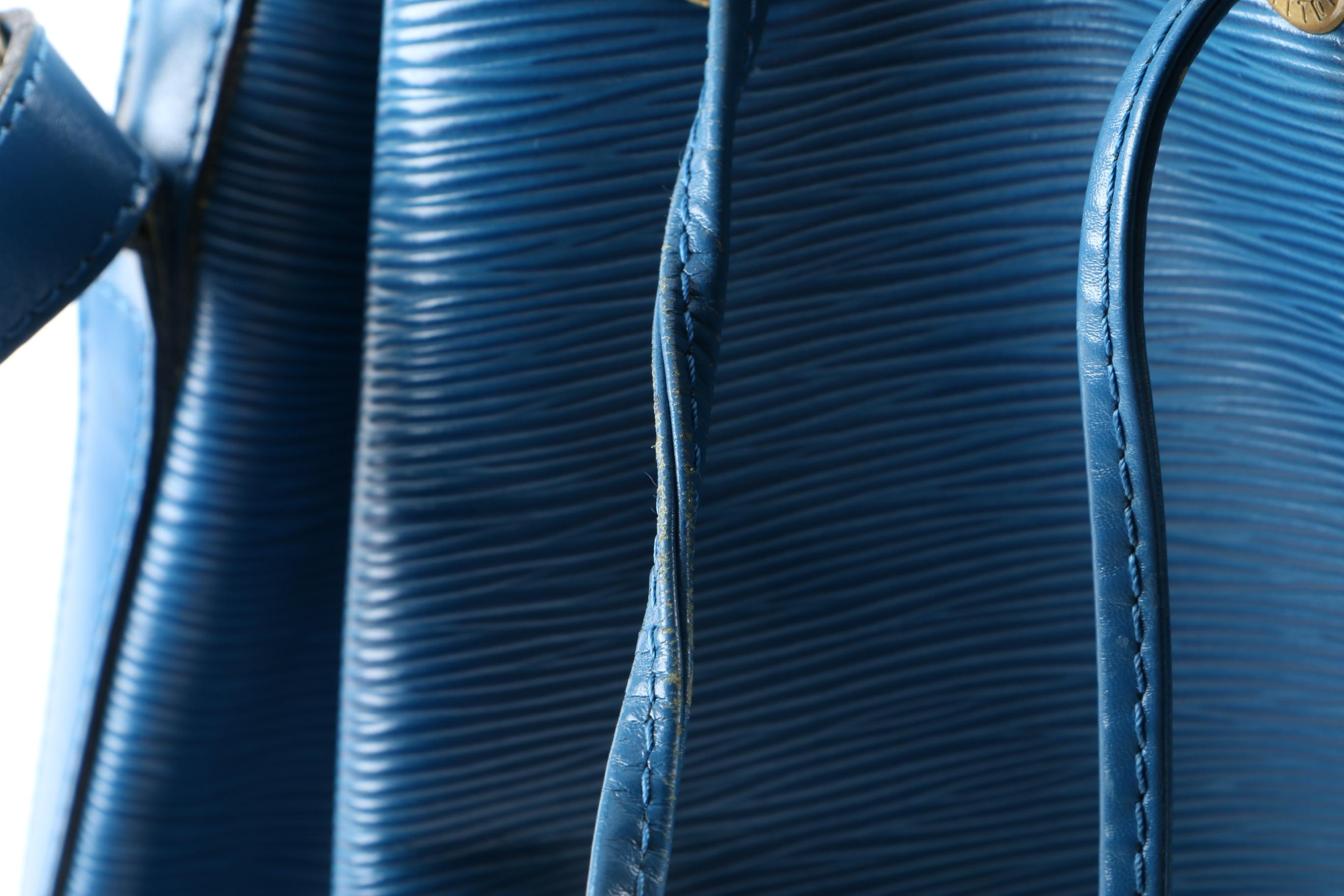 Louis Vuitton of Paris Epi Leather Petit Noe Bucket Bag in Toledo Blue