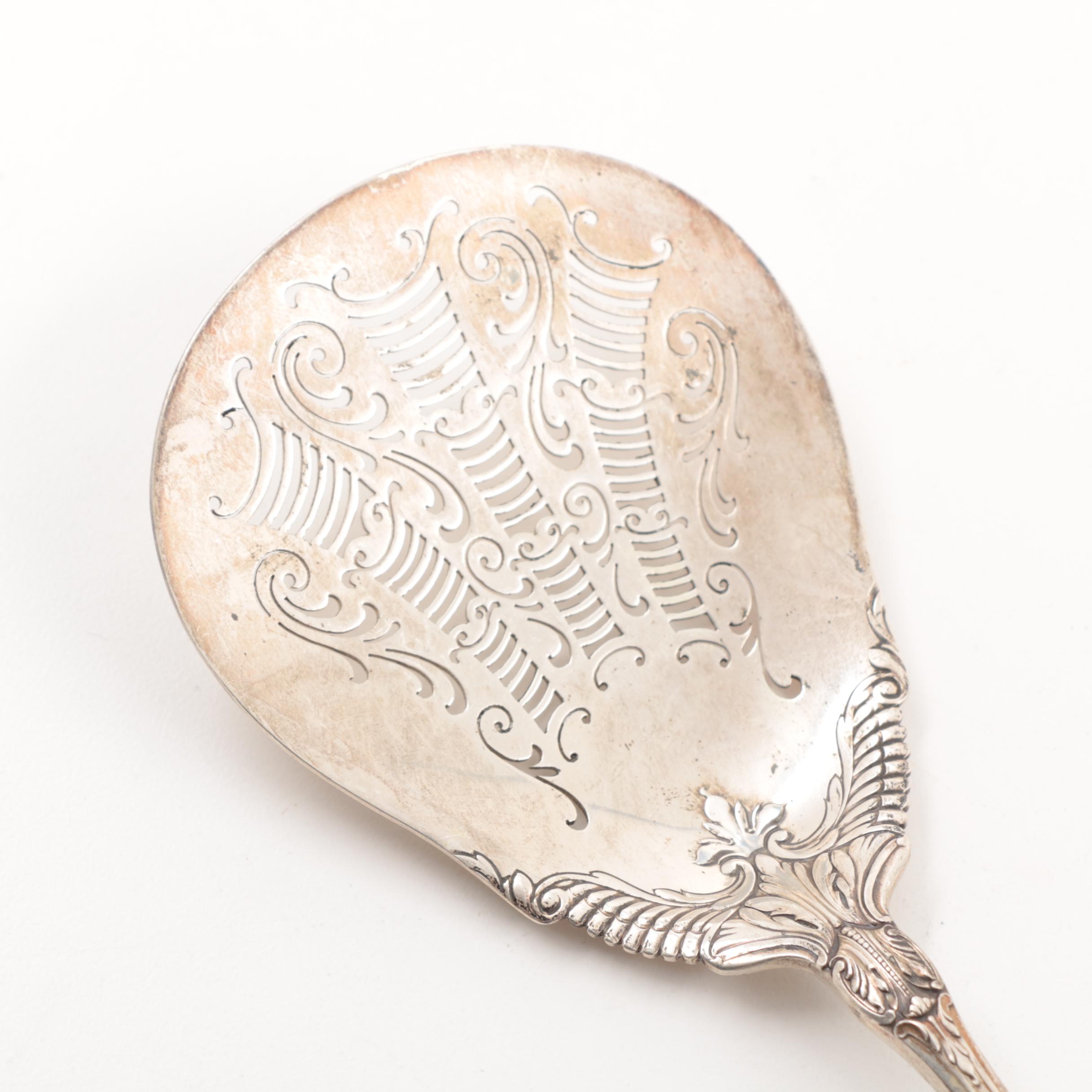 Wallace Sterling Silver "Sir Christopher" Tomato Server