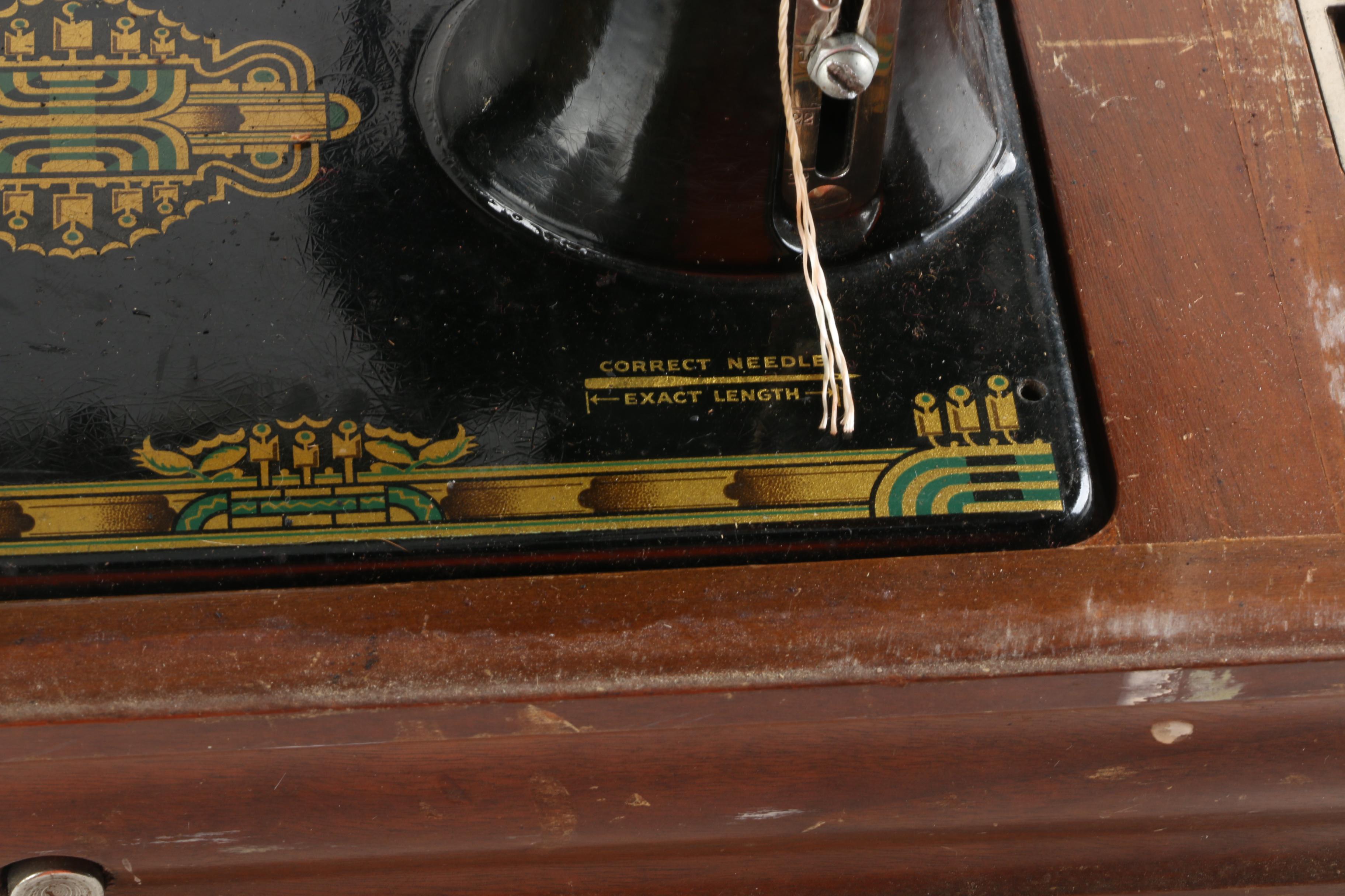 Vintage Westinghouse Whippet Portable Electric Sewing Machine