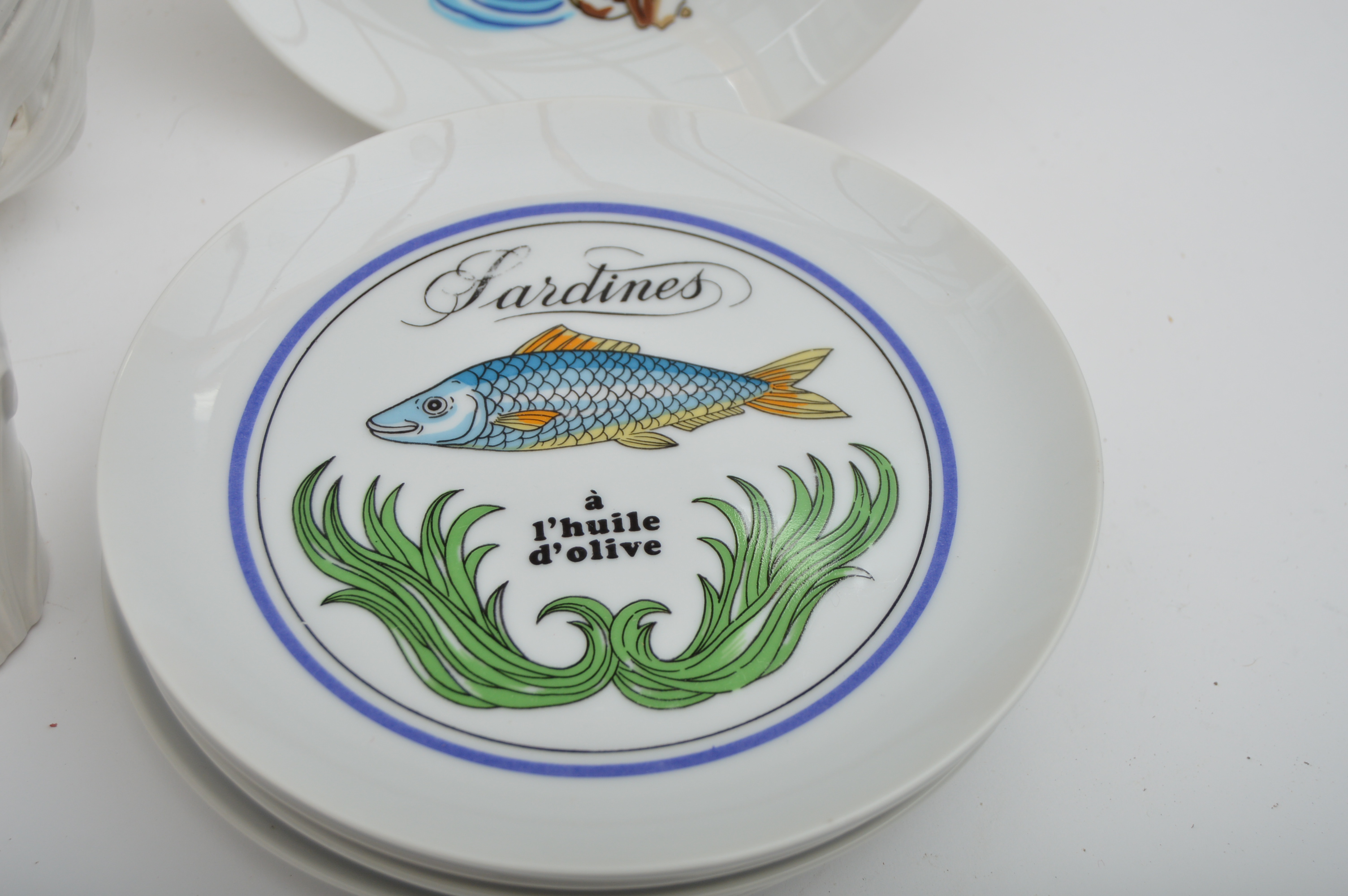 Italian Ceramics with Japanese Fish Plates