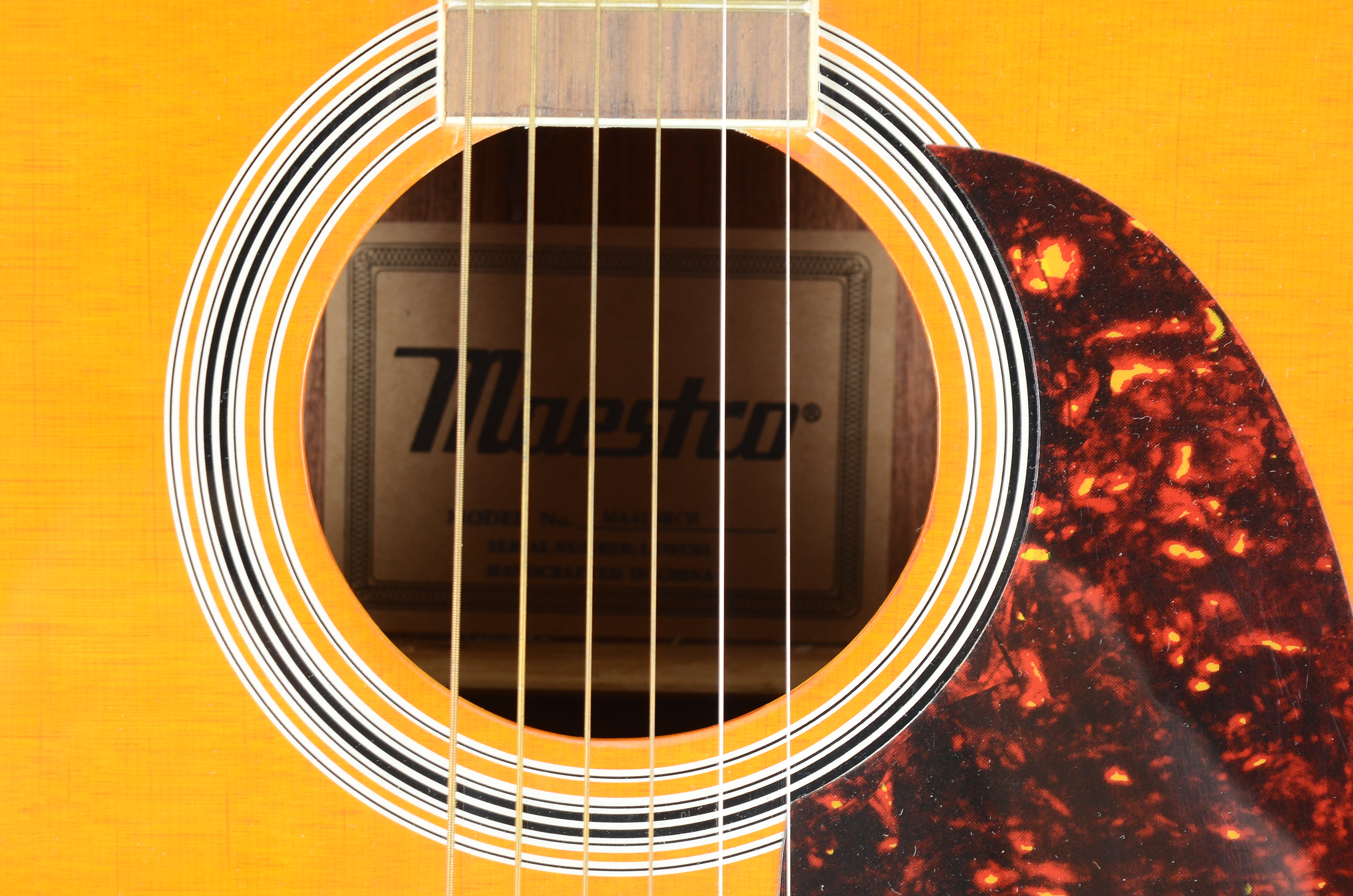 Maestro by Gibson Acoustic Guitar Model MA41BBCH