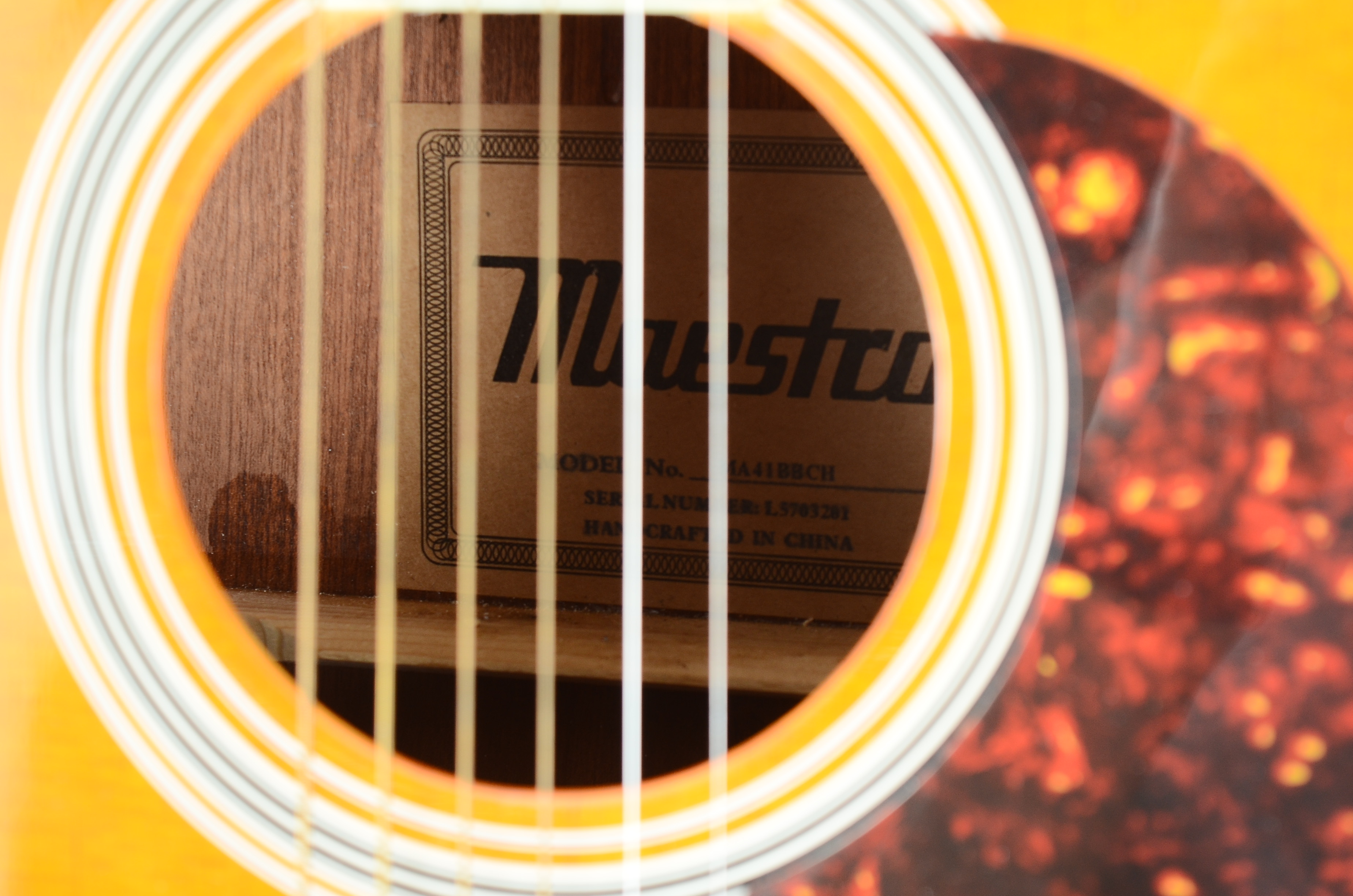 Maestro by Gibson Acoustic Guitar Model MA41BBCH