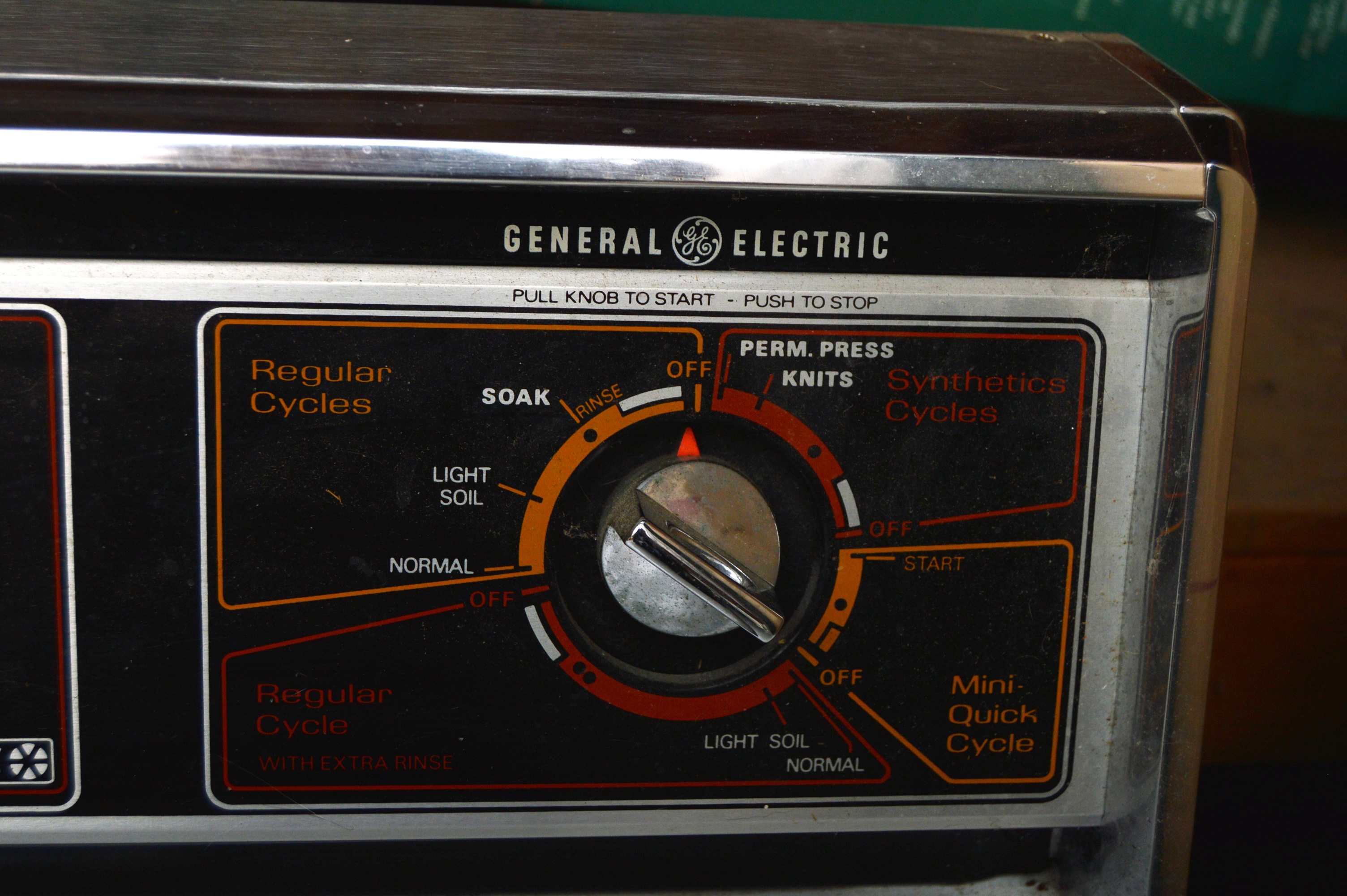 GE Electric 6-Cycle Clothes Washing Machine with Mini Wash