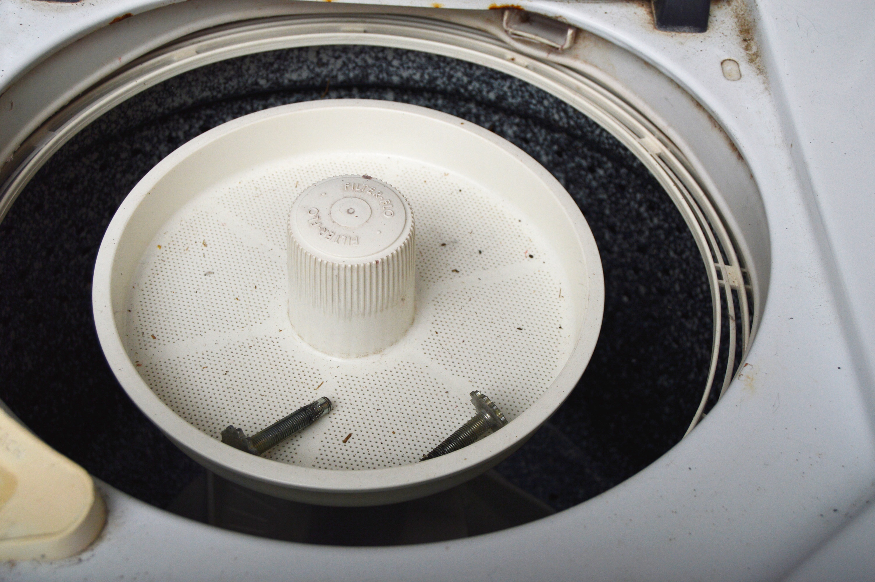 GE Electric 6-Cycle Clothes Washing Machine with Mini Wash