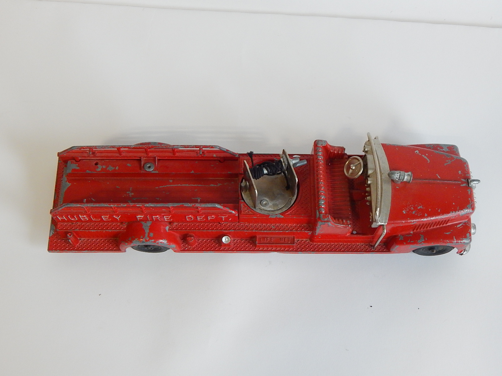 Vintage Hubley Cast Metal Ladder Fire Truck #520
