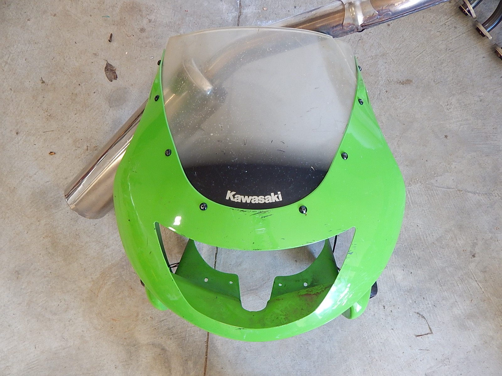 Kawasaki ZX-9R Lime Green Front Fairing and 4-Head Exhaust System