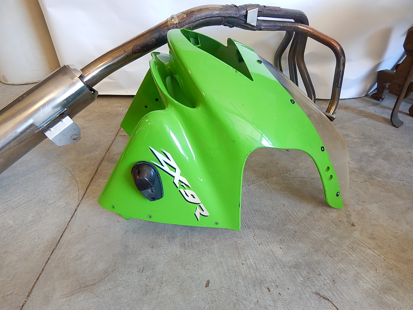 Kawasaki ZX-9R Lime Green Front Fairing and 4-Head Exhaust System