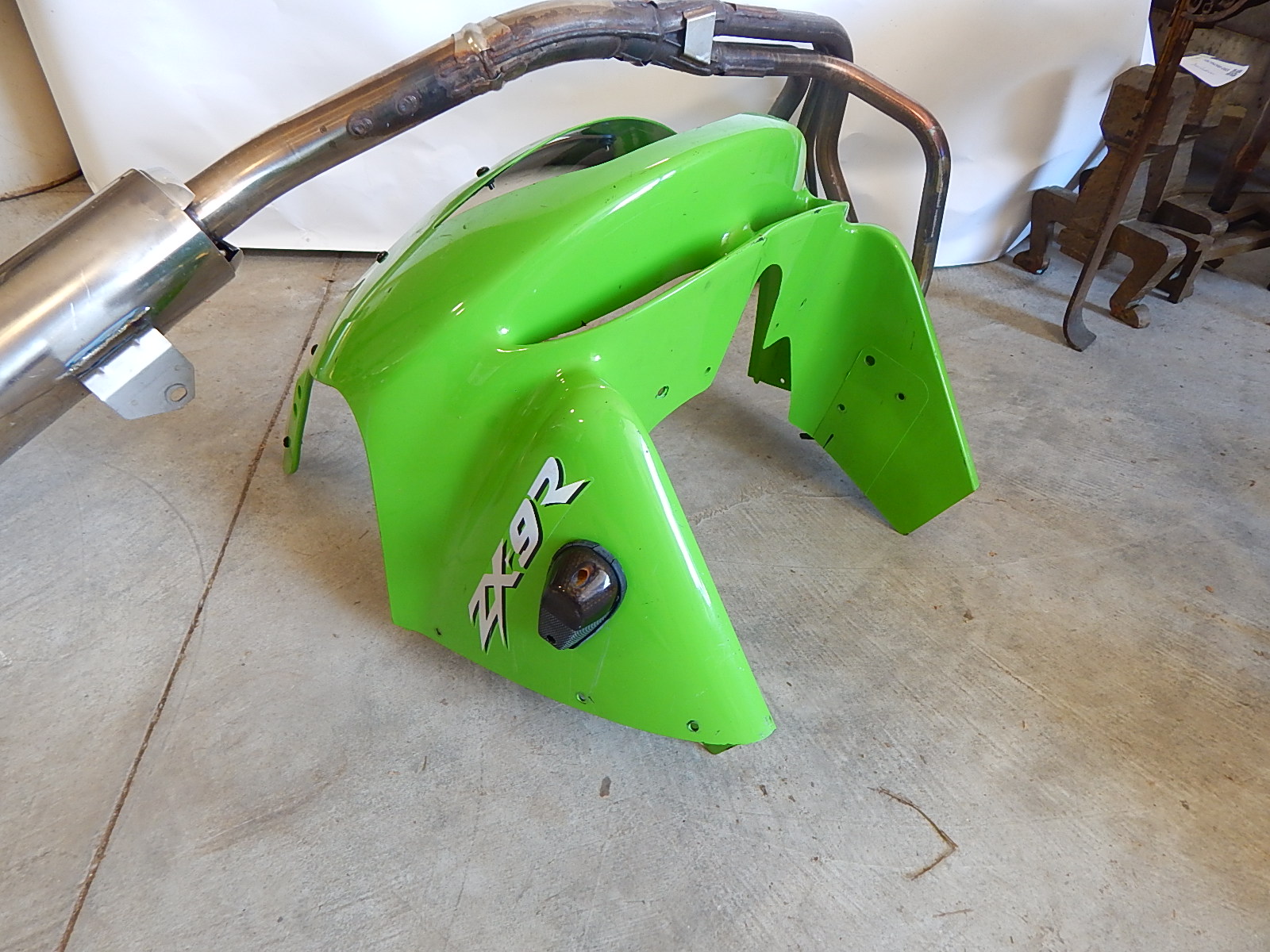Kawasaki ZX-9R Lime Green Front Fairing and 4-Head Exhaust System