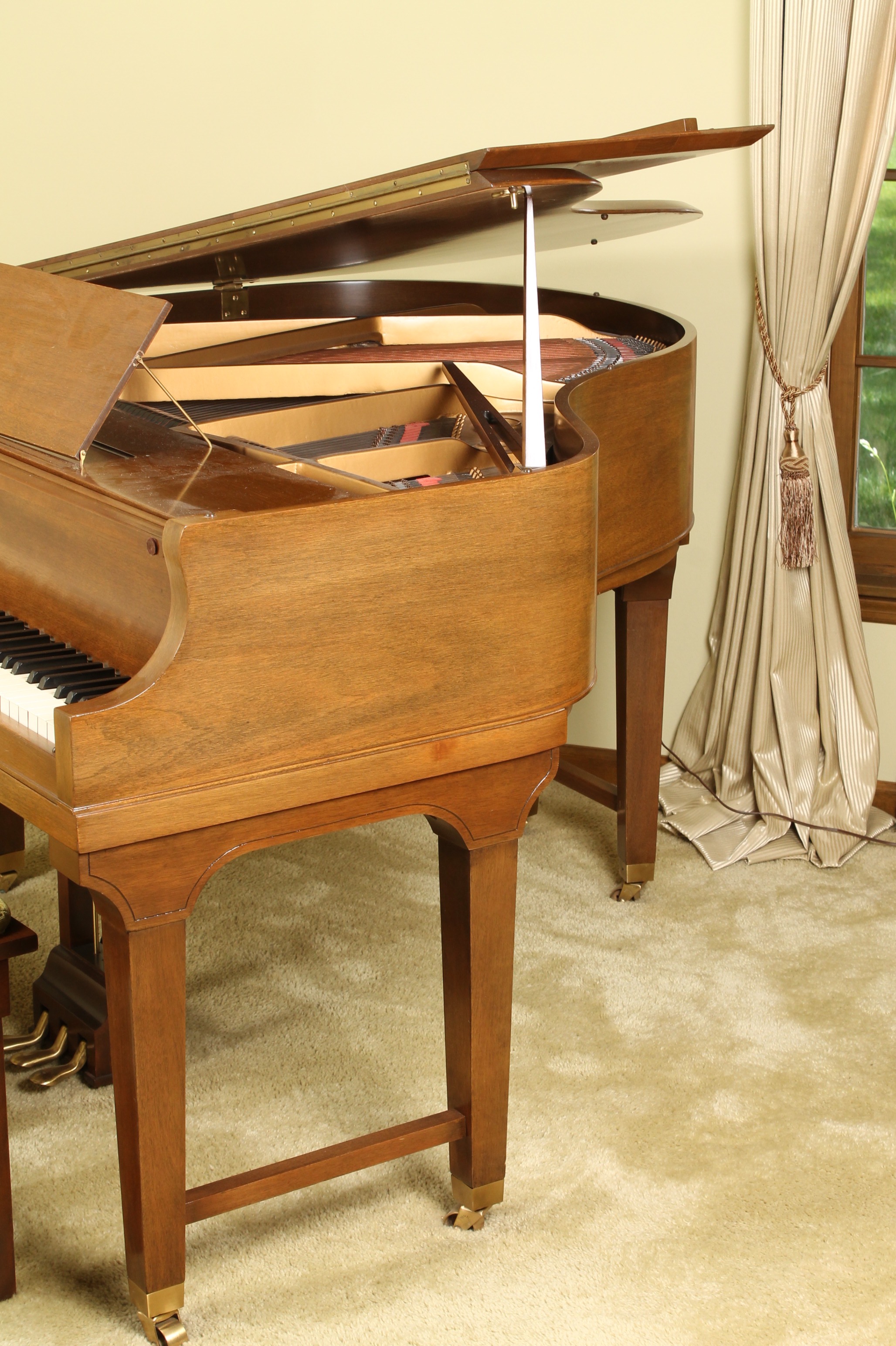 Vintage Wurlitzer Baby Grand Piano