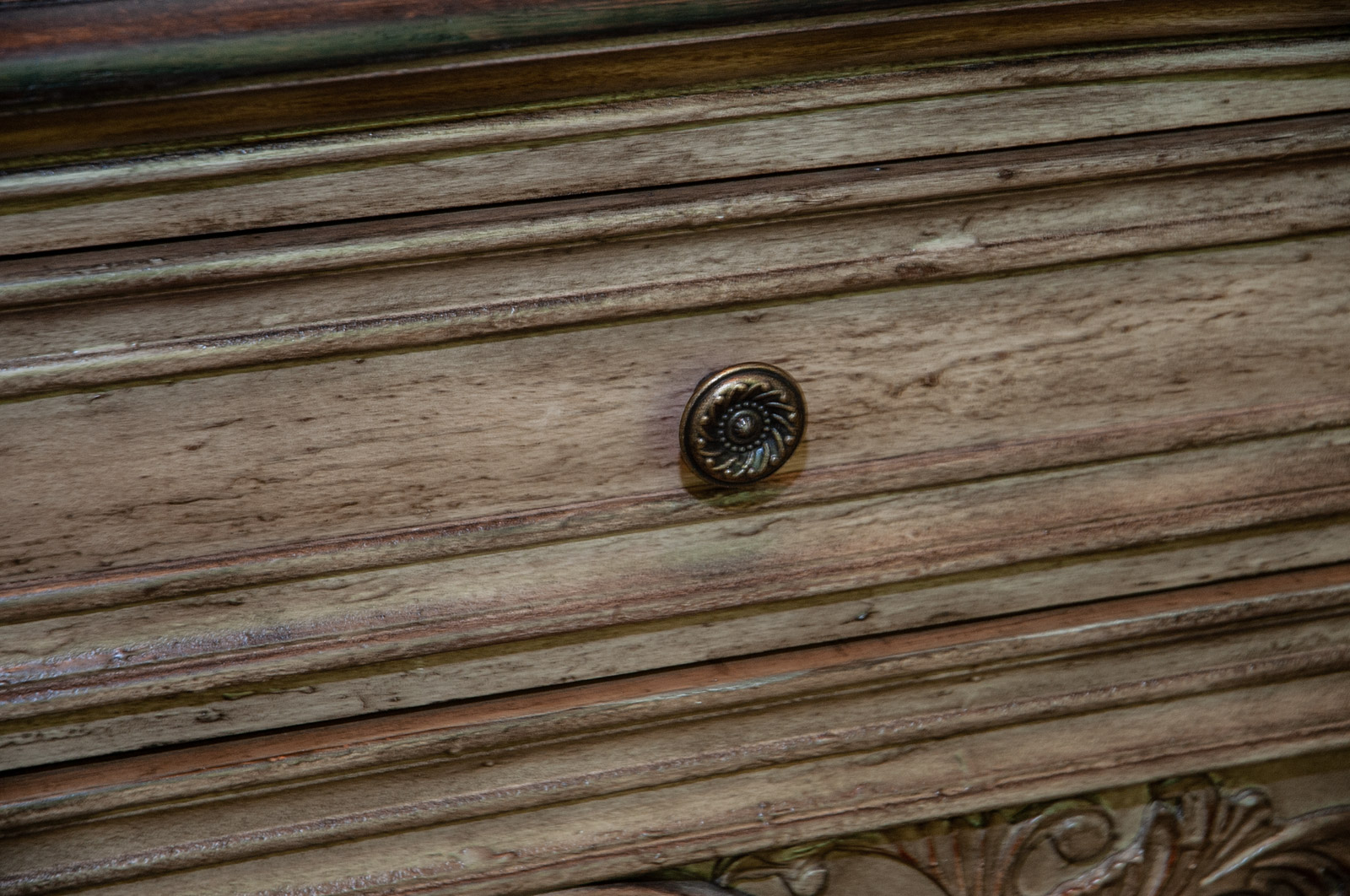 Wooden Console Table by Topart Furniture Company