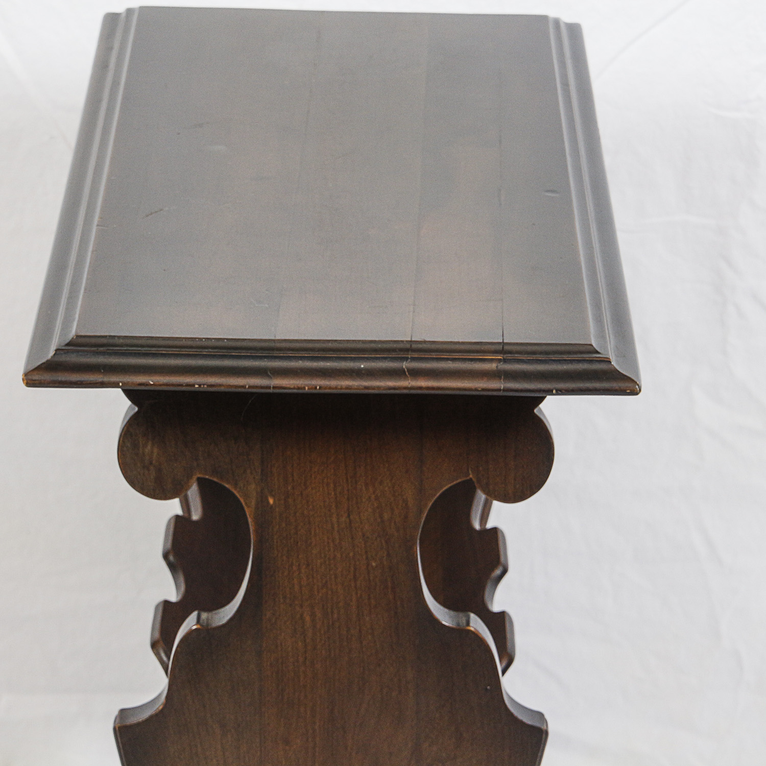 Vintage Mahogany Accent Table with Bookshelf
