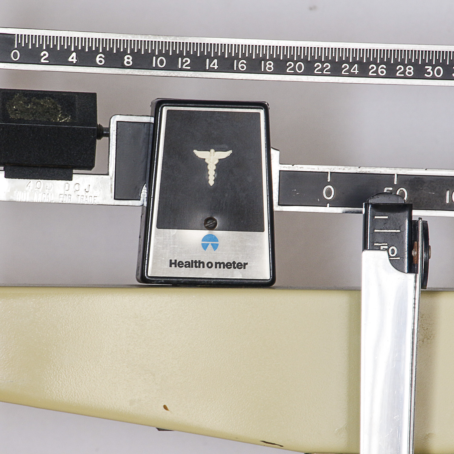 Healthometer Medical Beam Scale