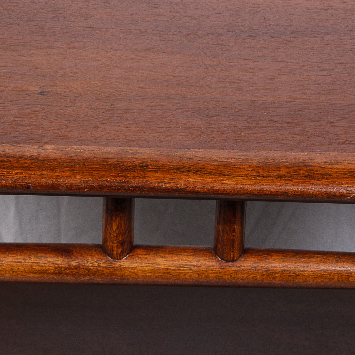 Lane Mid Century Modern Walnut "Acclaim" Side Table